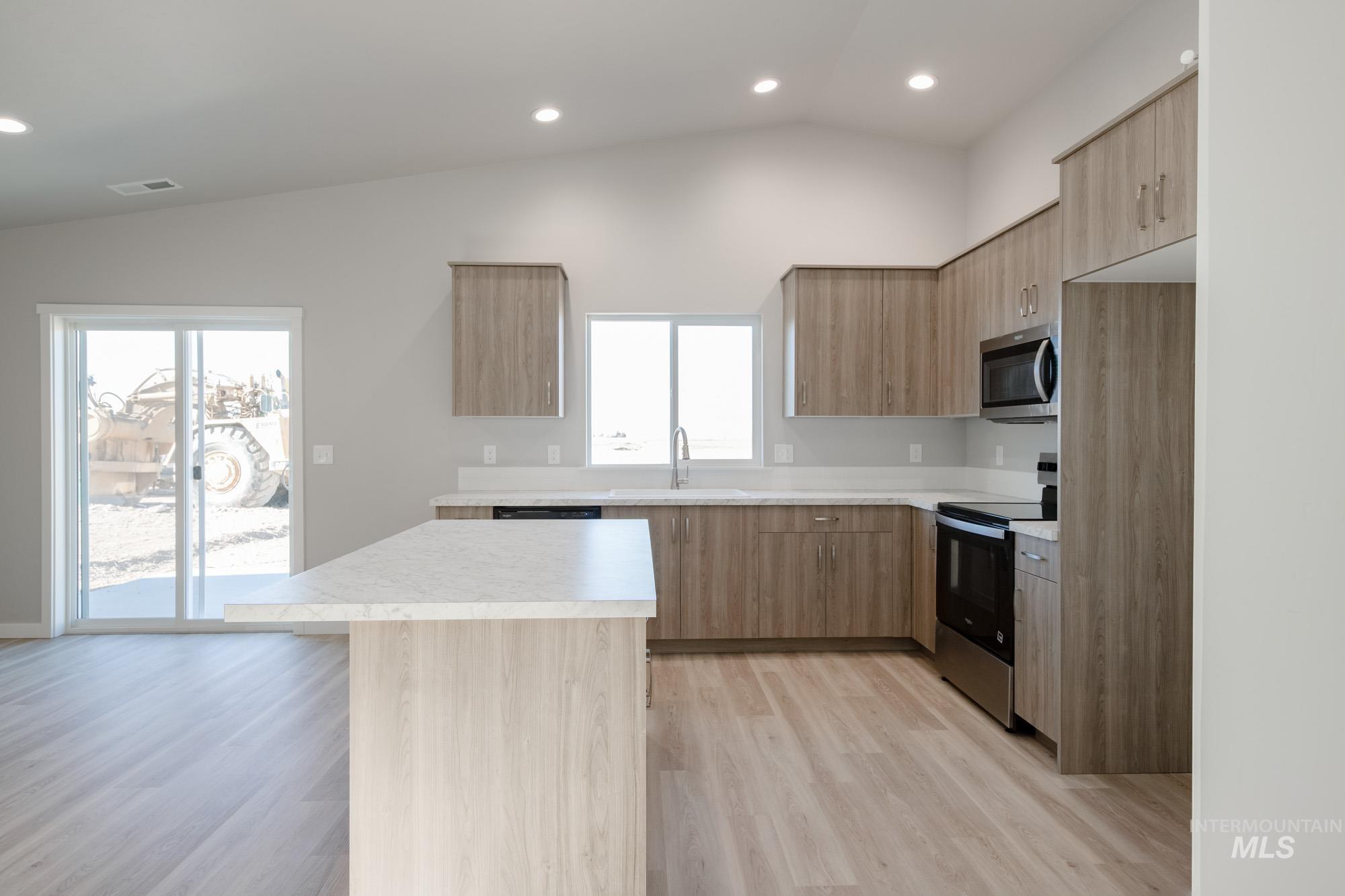 7413 S Menzingers Ave, Meridian, Idaho 83642, 4 Bedrooms, 2 Bathrooms, Residential For Sale, Price $440,990,MLS 98968593