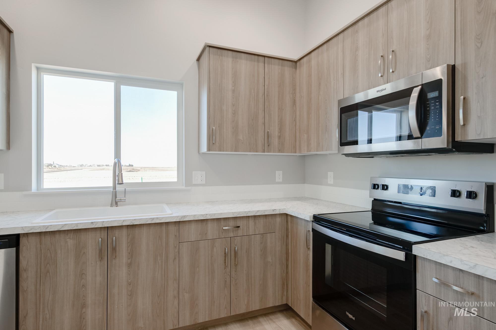 7413 S Menzingers Ave, Meridian, Idaho 83642, 4 Bedrooms, 2 Bathrooms, Residential For Sale, Price $440,990,MLS 98968593