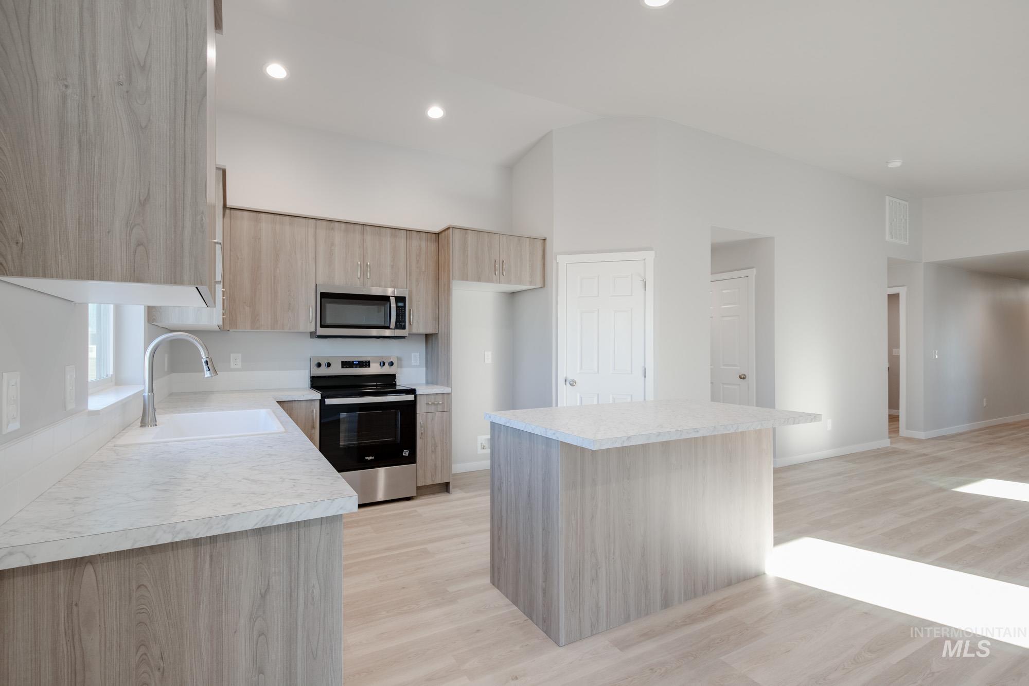 7413 S Menzingers Ave, Meridian, Idaho 83642, 4 Bedrooms, 2 Bathrooms, Residential For Sale, Price $440,990, 98968593