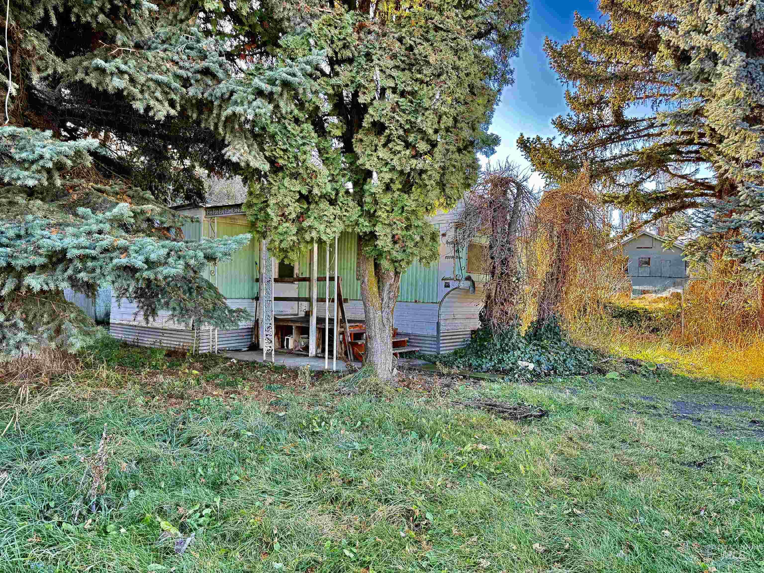 102 Woodworth Street, Uniontown, Washington 99179, 2 Bedrooms, 1 Bathroom, Residential For Sale, Price $60,000, 98968595