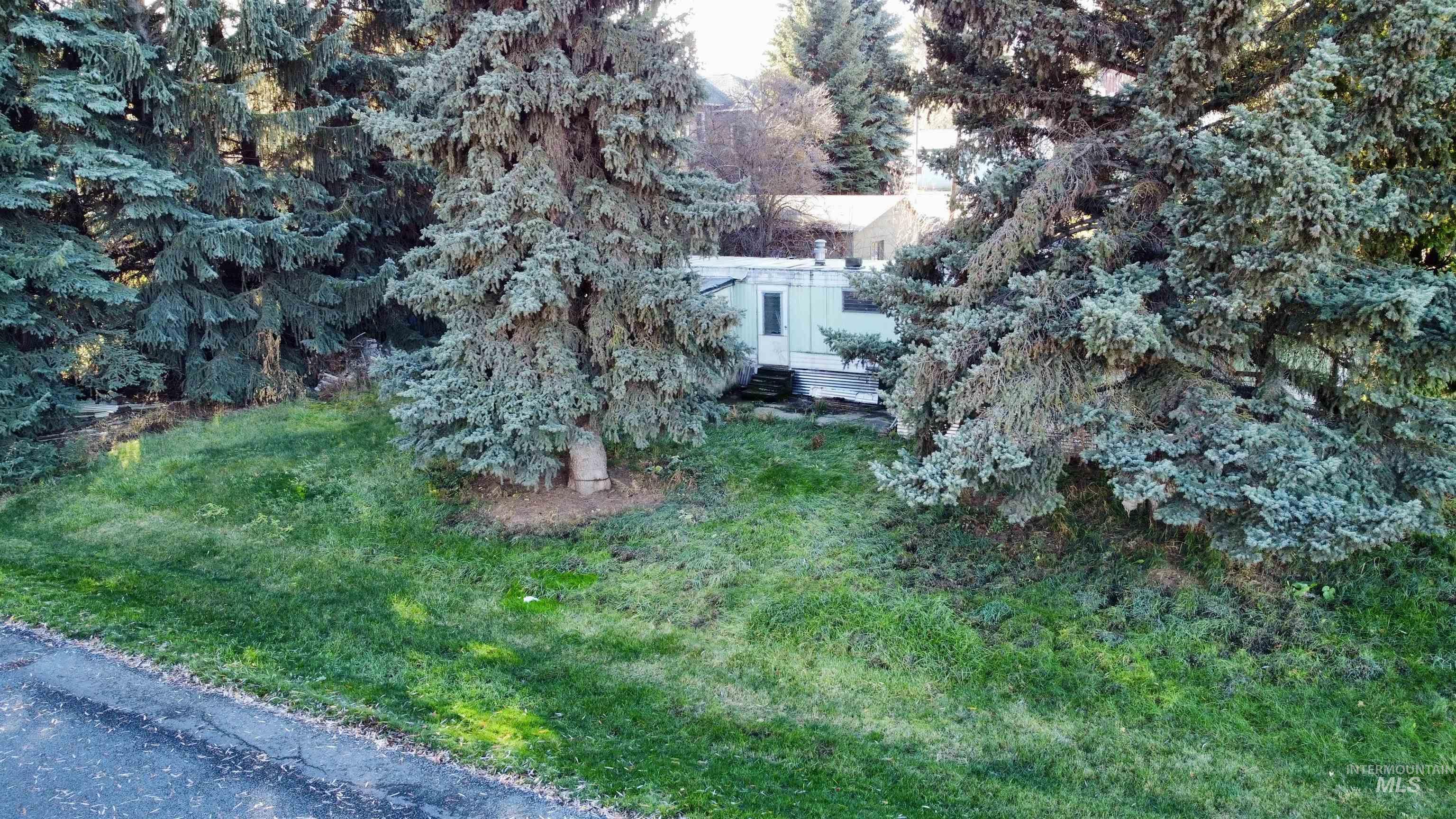 102 Woodworth Street, Uniontown, Washington 99179, 2 Bedrooms, 1 Bathroom, Residential For Sale, Price $60,000, 98968595