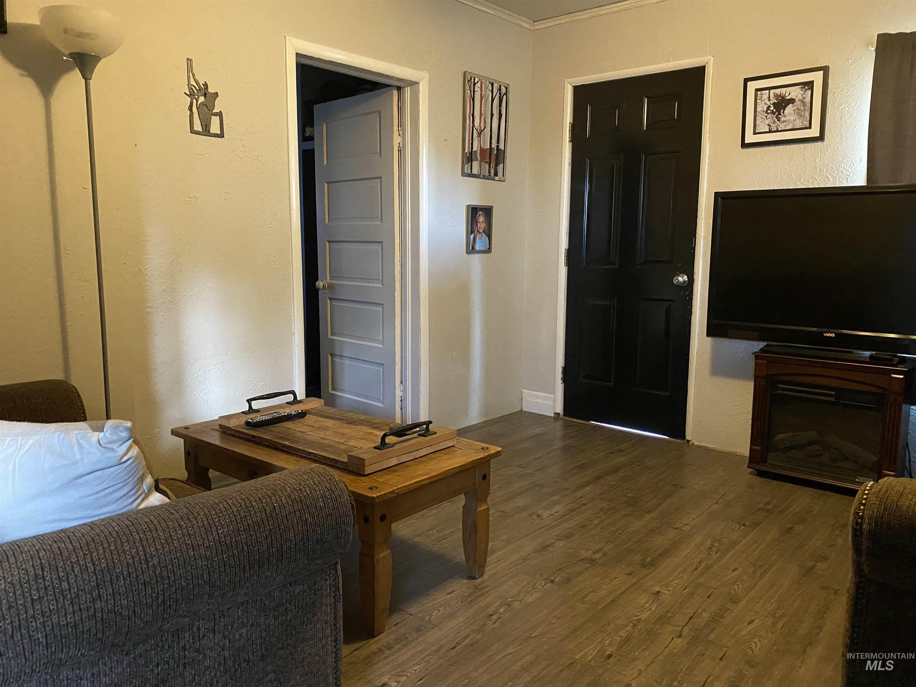 920 Cedar Street, Potlatch, Idaho 83855, 1 Bedroom, 1 Bathroom, Residential For Sale, Price $249,000,MLS 98968598