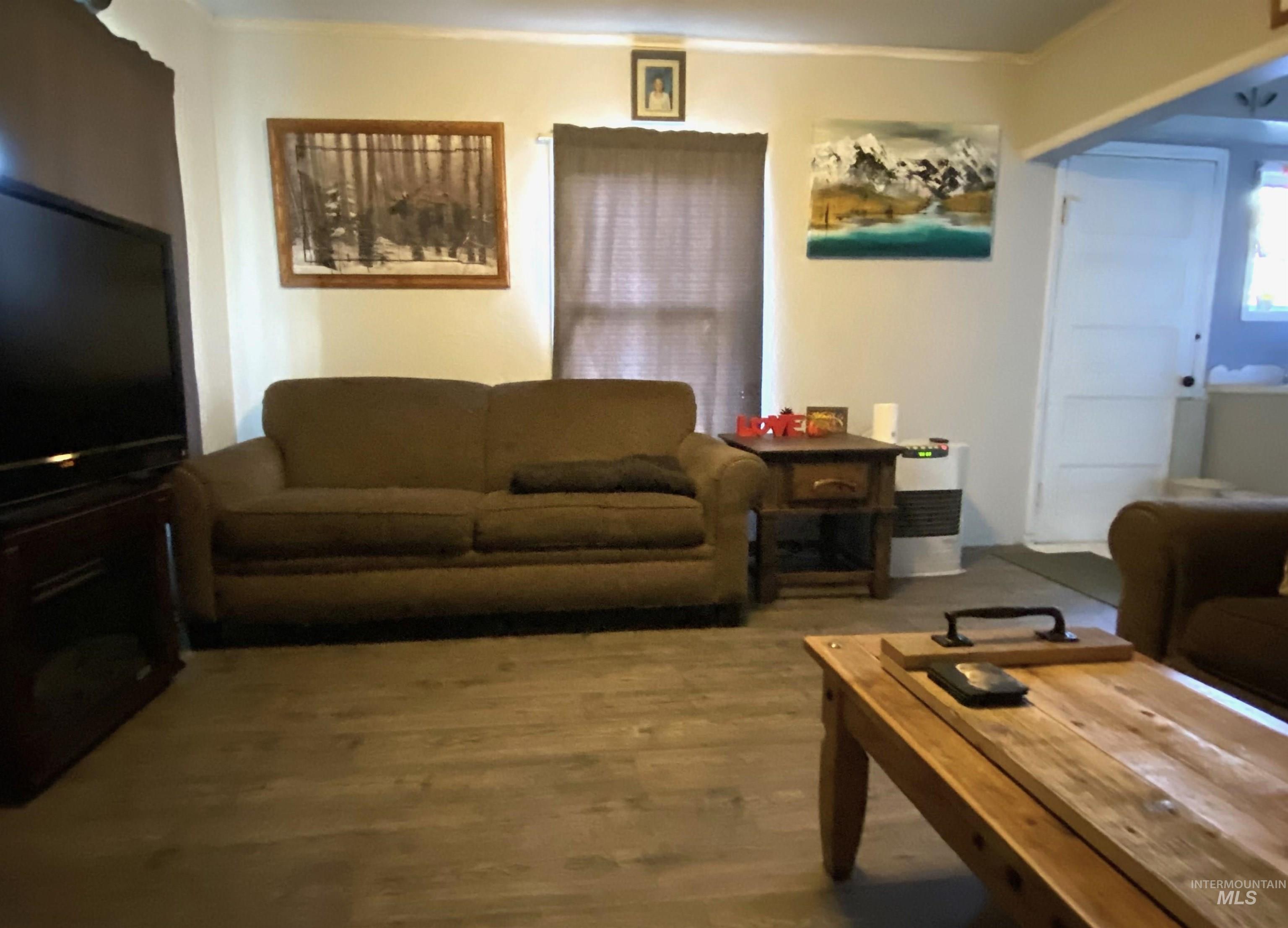 920 Cedar Street, Potlatch, Idaho 83855, 1 Bedroom, 1 Bathroom, Residential For Sale, Price $249,000,MLS 98968598