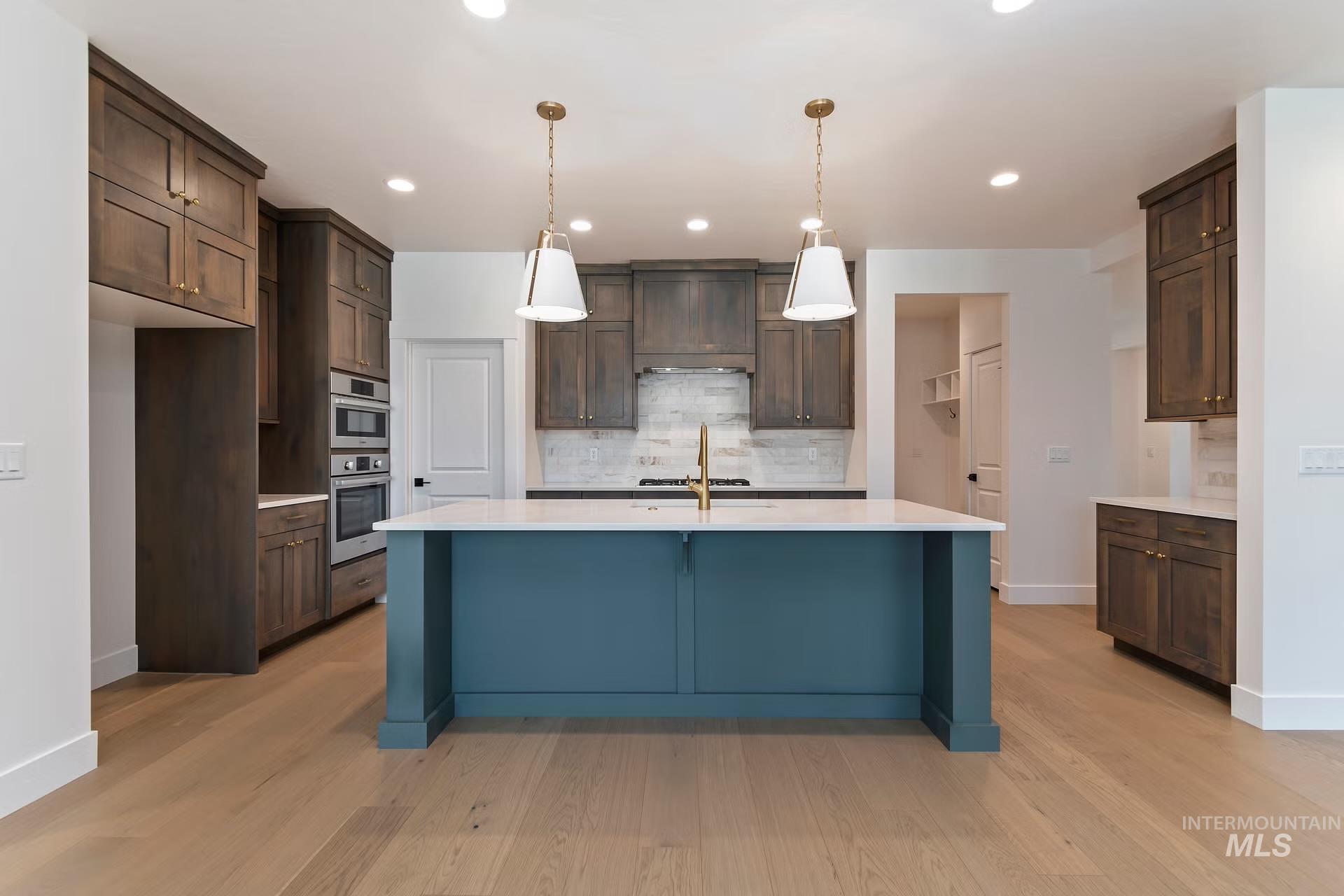 860 W Buroak Dr, Meridian, Idaho 83642, 4 Bedrooms, 3 Bathrooms, Residential For Sale, Price $786,880,MLS 98968599