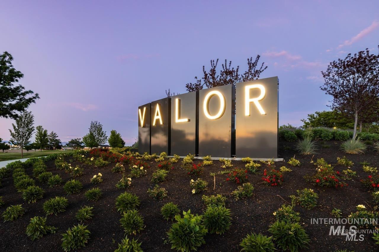 10817 W Barnbougle, Kuna, Idaho 83634, 3 Bedrooms, 2 Bathrooms, Residential For Sale, Price $599,880,MLS 98968603