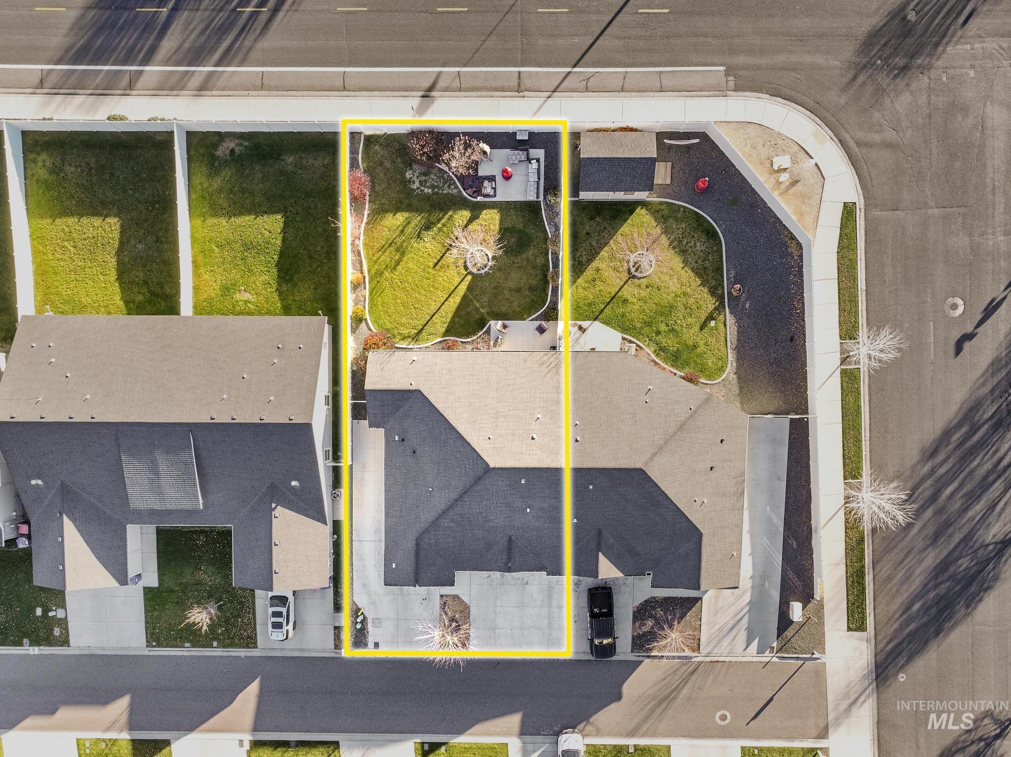 1085 Easy Avenue, Twin Falls, Idaho 83301, 3 Bedrooms, 3 Bathrooms, Residential For Sale, Price $425,000,MLS 98968605