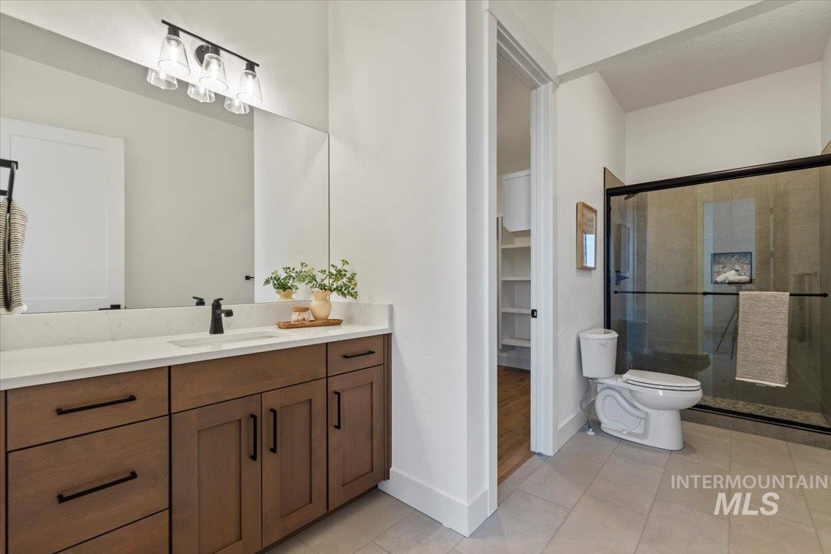 8049 Golden Hills Road, Nampa, Idaho 83686, 4 Bedrooms, 4 Bathrooms, Residential For Sale, Price $1,495,000,MLS 98968610