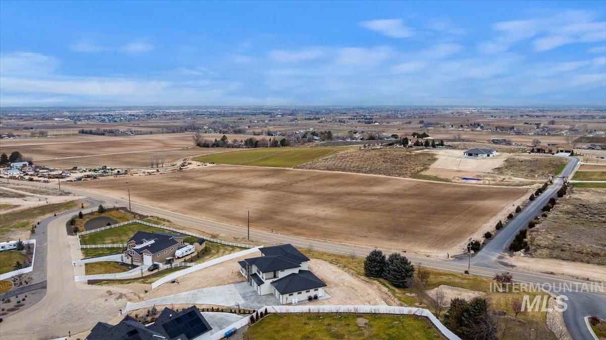 8049 Golden Hills Road, Nampa, Idaho 83686, 4 Bedrooms, 4 Bathrooms, Residential For Sale, Price $1,495,000, 98968610