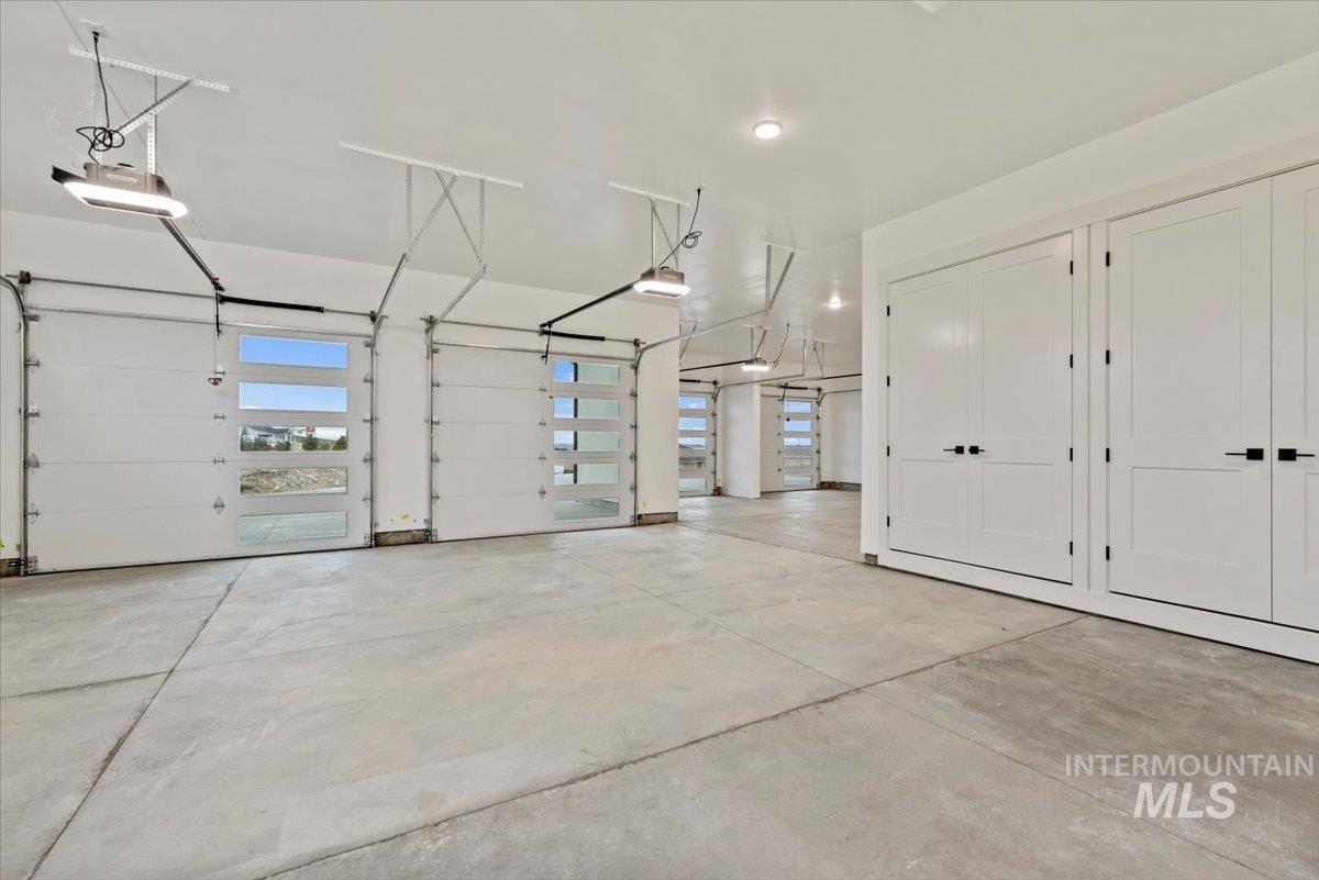 8049 Golden Hills Road, Nampa, Idaho 83686, 4 Bedrooms, 4 Bathrooms, Residential For Sale, Price $1,495,000,MLS 98968610