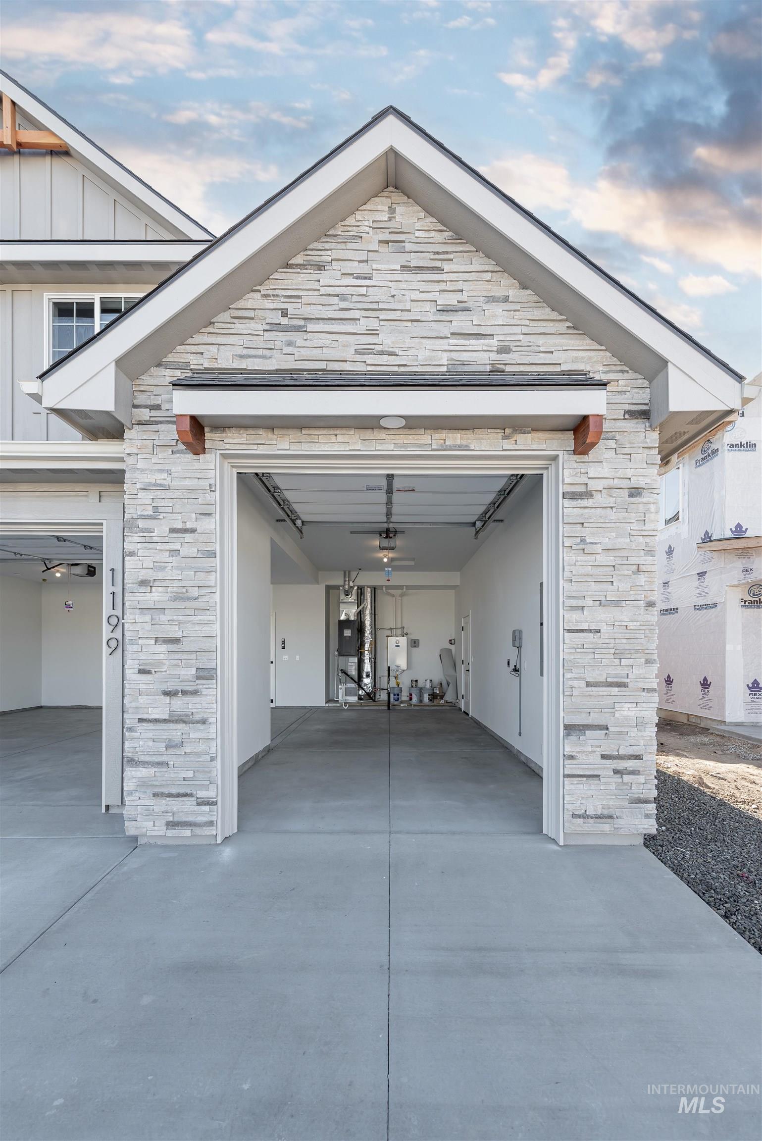 1199 E Andes Dr., Kuna, Idaho 83634, 4 Bedrooms, 2.5 Bathrooms, Residential For Sale, Price $749,900,MLS 98968617