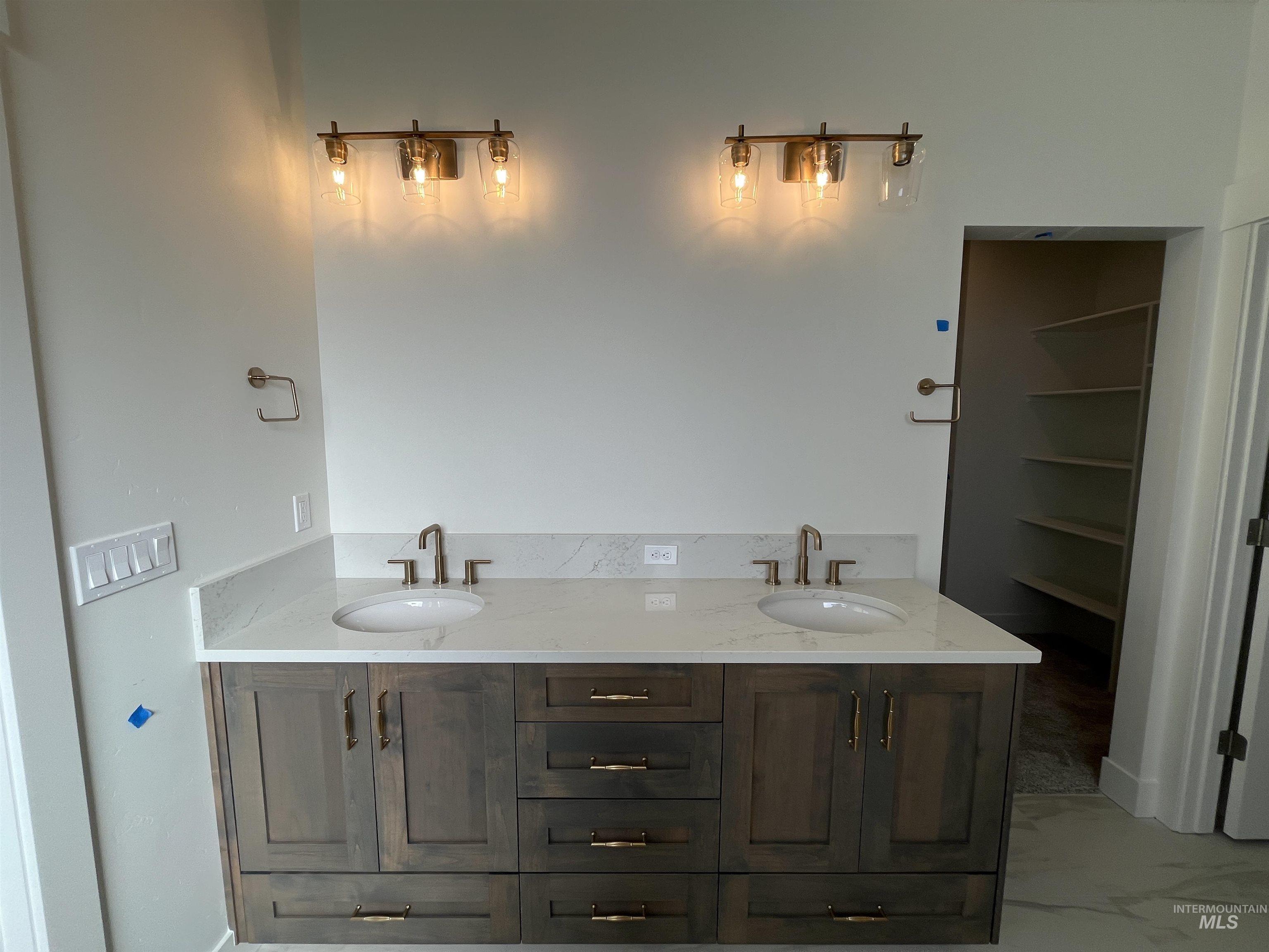 1961 E Mainacht St, Meridian, Idaho 83642, 4 Bedrooms, 2.5 Bathrooms, Residential For Sale, Price $699,900,MLS 98968629