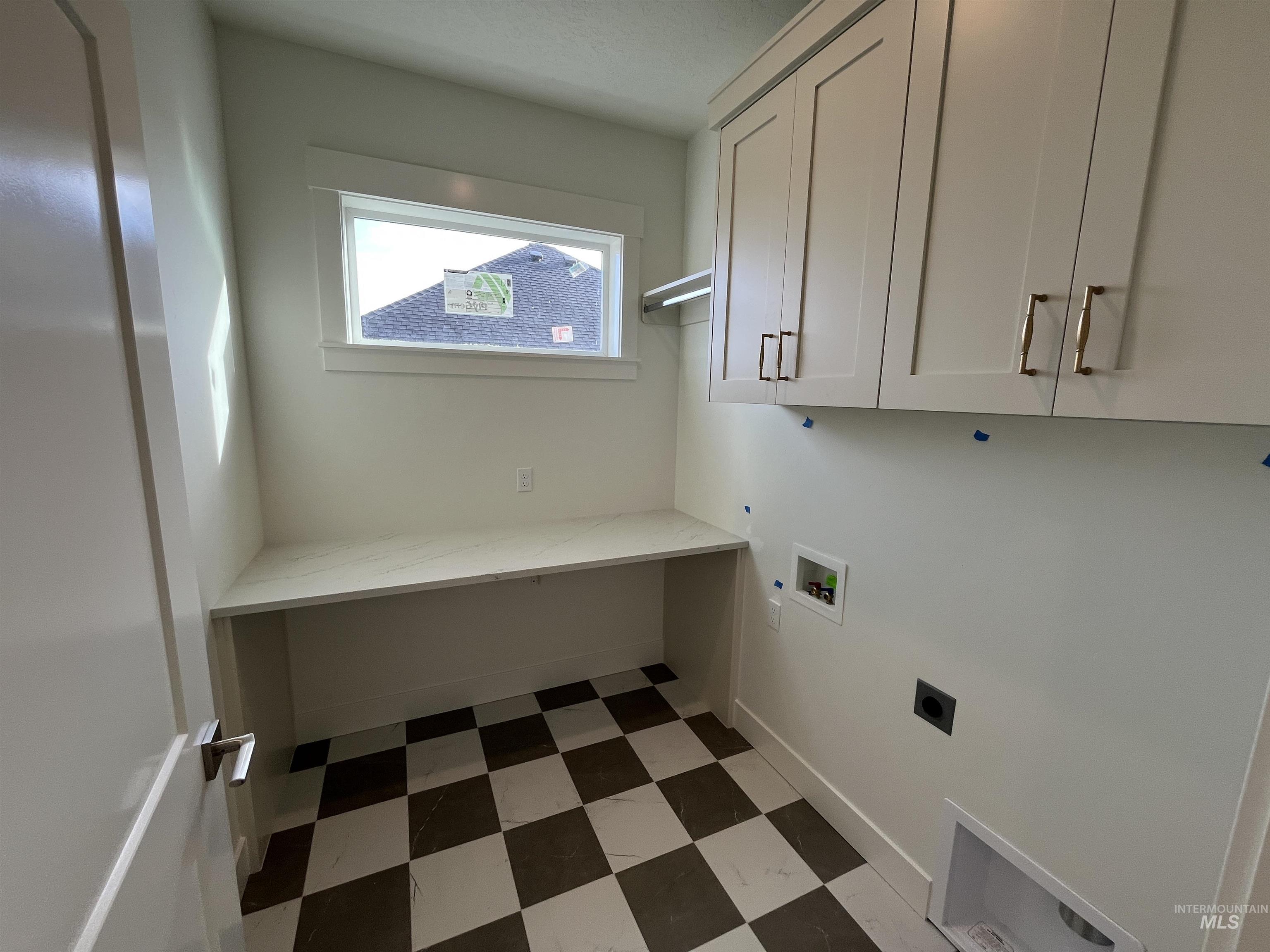 1961 E Mainacht St, Meridian, Idaho 83642, 4 Bedrooms, 2.5 Bathrooms, Residential For Sale, Price $699,900,MLS 98968629