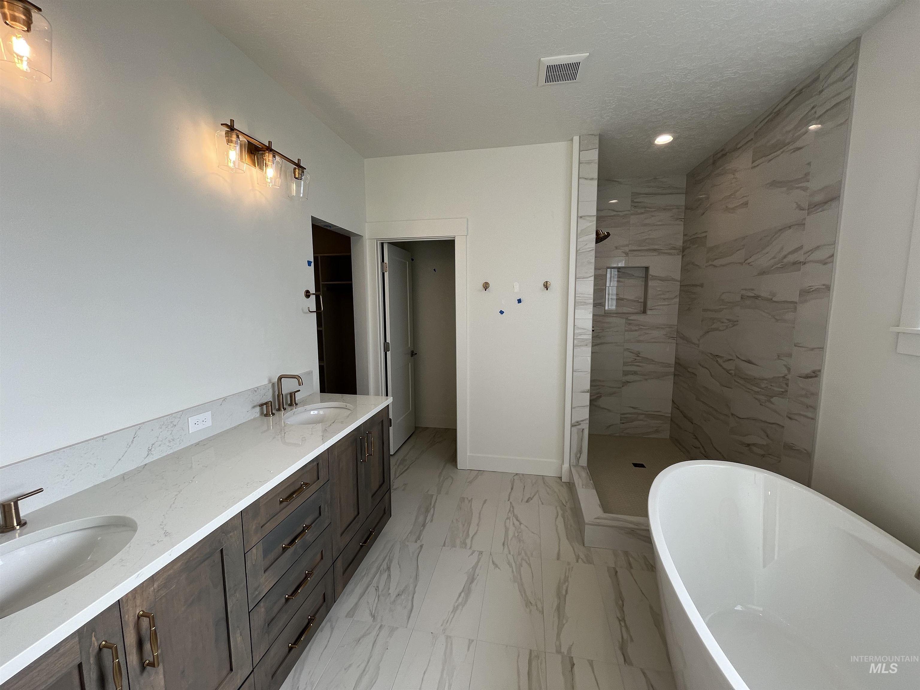 1961 E Mainacht St, Meridian, Idaho 83642, 4 Bedrooms, 2.5 Bathrooms, Residential For Sale, Price $699,900,MLS 98968629