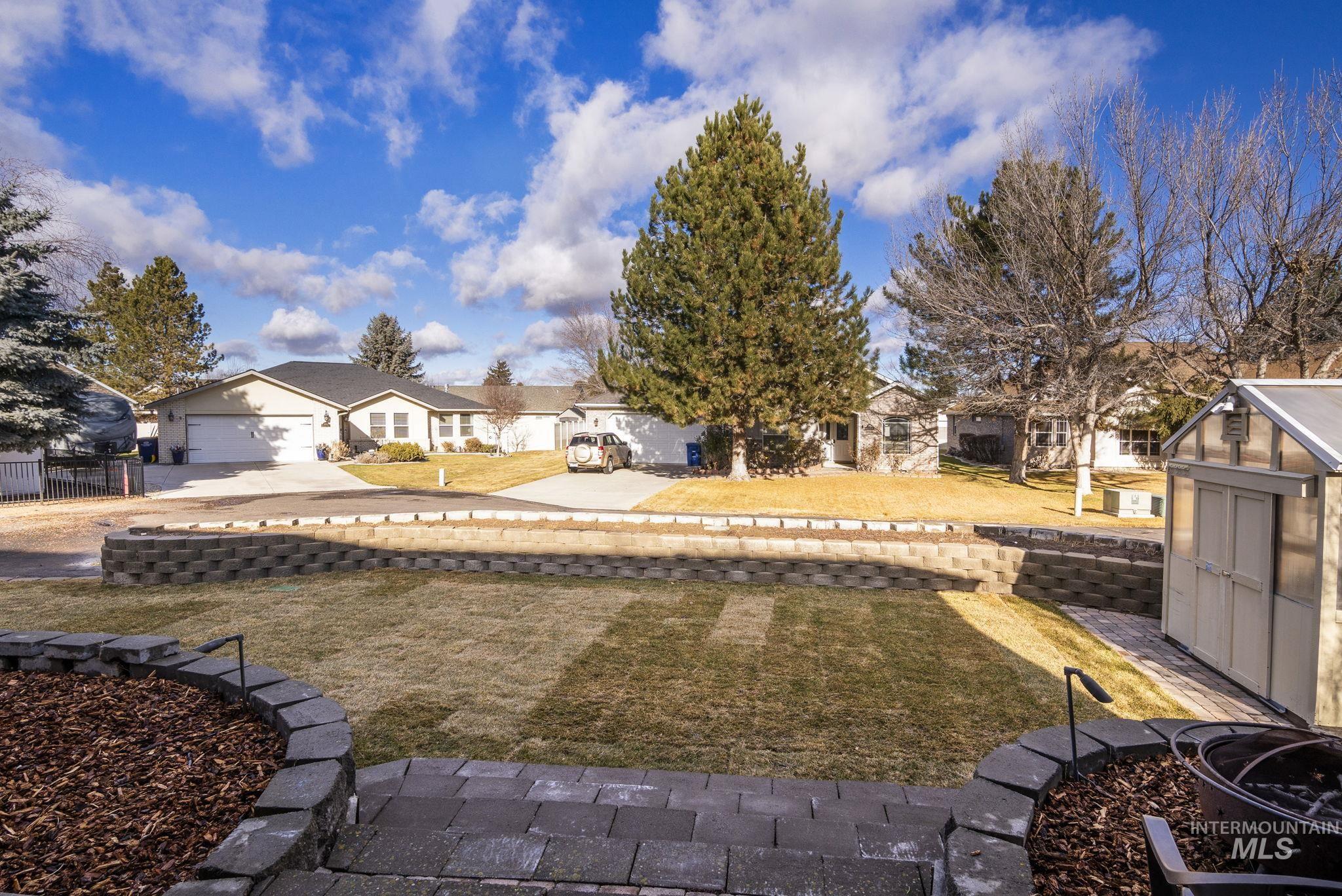 1409 Bitterroot Drive, Twin Falls, Idaho 83301, 7 Bedrooms, 3 Bathrooms, Residential For Sale, Price $599,900,MLS 98968642