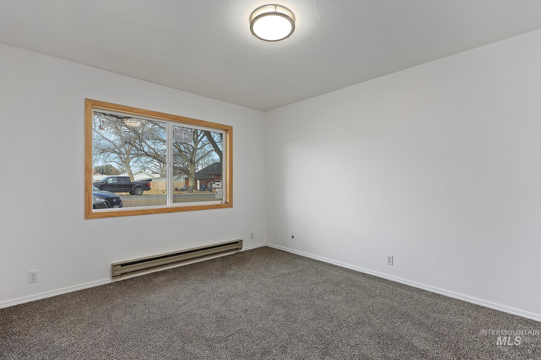 511 Union Ave, Filer, Idaho 83328, 1 Bedroom, 1 Bathroom, Residential For Sale, Price $150,000,MLS 98968647