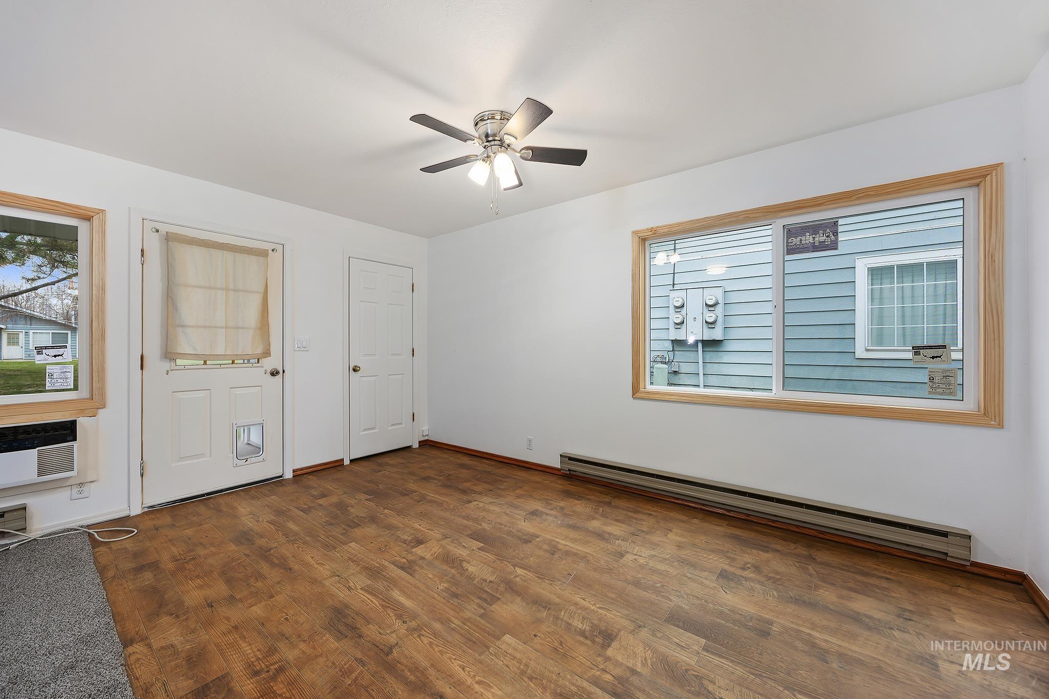 511 Union Ave, Filer, Idaho 83328, 1 Bedroom, 1 Bathroom, Residential For Sale, Price $150,000,MLS 98968647