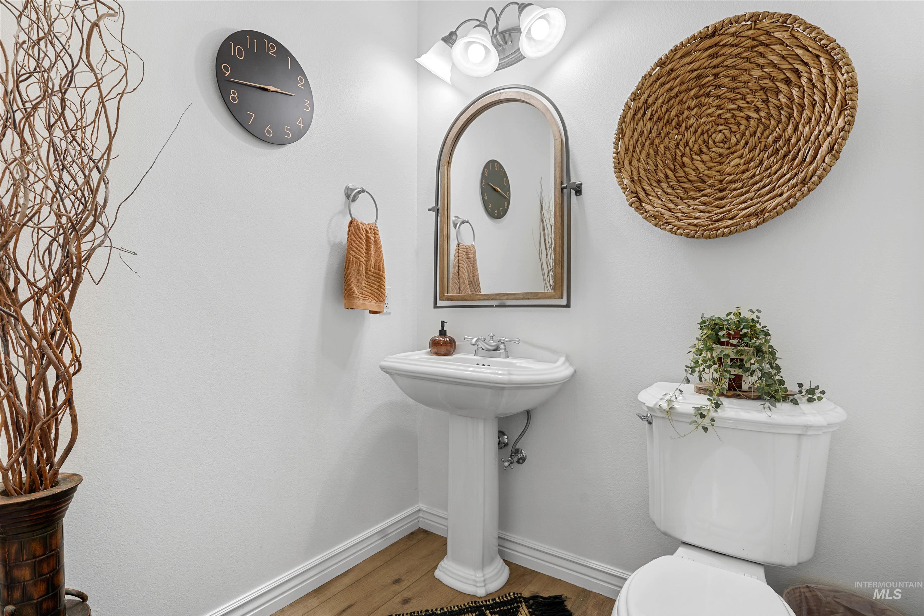 434 S 300 W, Heyburn, Idaho 83336, 7 Bedrooms, 3.5 Bathrooms, Residential For Sale, Price $1,875,000,MLS 98968657