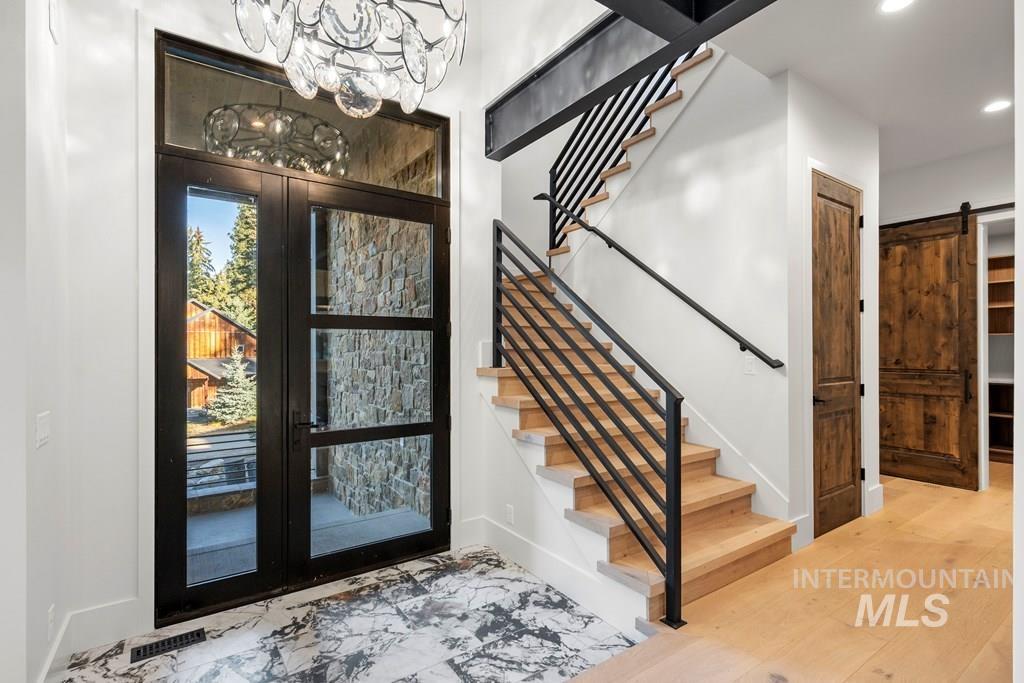 1008 Violet Way, McCall, Idaho 83638, 6 Bedrooms, 4.5 Bathrooms, Residential For Sale, Price $2,689,000,MLS 98968684