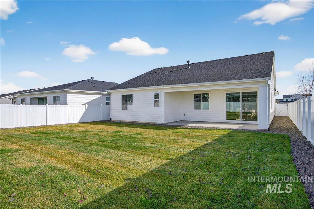 5543 N Patimos Ave, Meridian, Idaho 83646, 3 Bedrooms, 2 Bathrooms, Residential For Sale, Price $509,000,MLS 98968702
