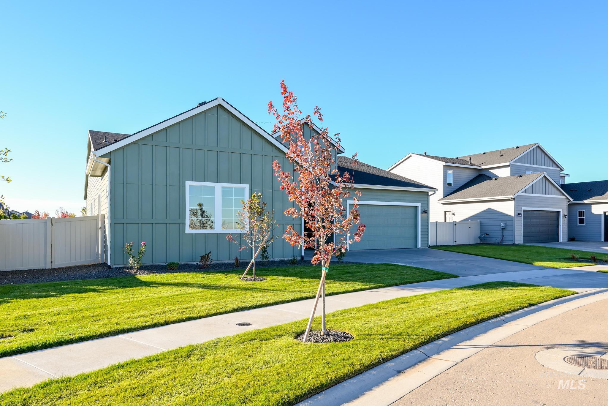 5259 W River Oaks Dr, Meridian, Idaho 83646, 4 Bedrooms, 3 Bathrooms, Residential For Sale, Price $664,000,MLS 98968705