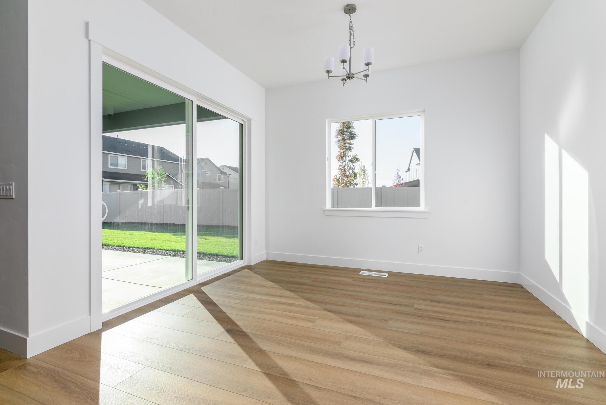 5259 W River Oaks Dr, Meridian, Idaho 83646, 4 Bedrooms, 3 Bathrooms, Residential For Sale, Price $664,000,MLS 98968705