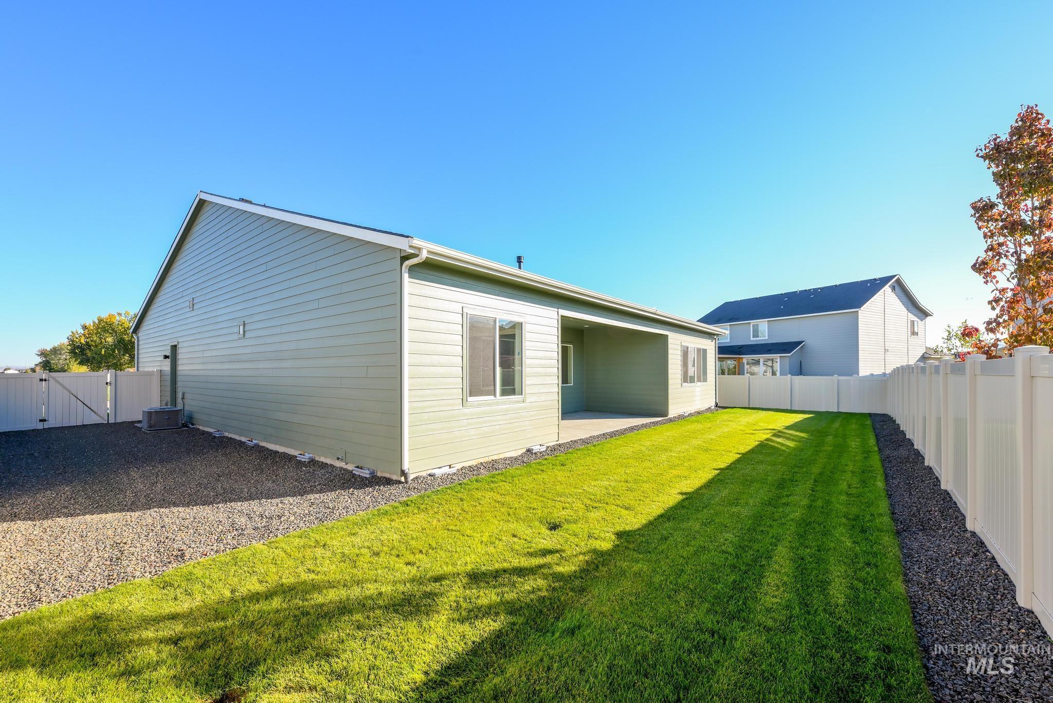 5259 W River Oaks Dr, Meridian, Idaho 83646, 4 Bedrooms, 3 Bathrooms, Residential For Sale, Price $664,000,MLS 98968705