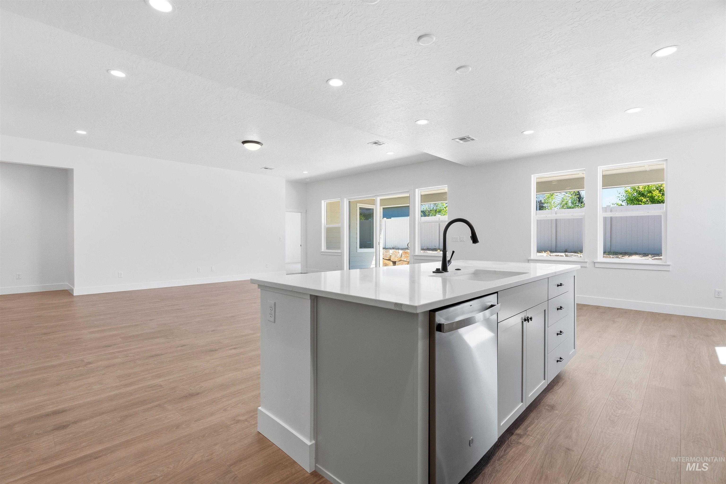 5702 N Chestnut Hill Way, Meridian, Idaho 83646, 3 Bedrooms, 3.5 Bathrooms, Residential For Sale, Price $719,990, 98968712