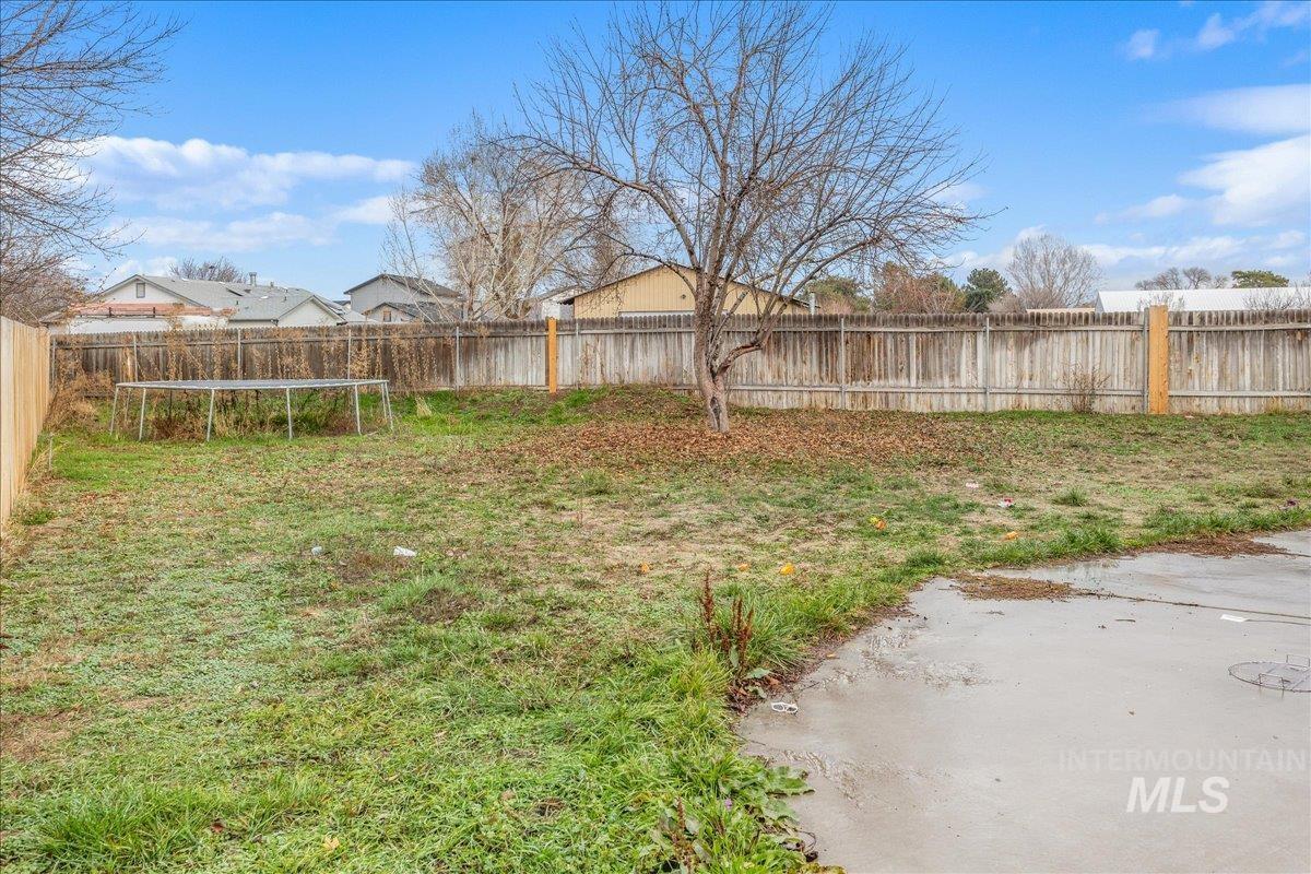 1966 N Pilgrim Avenue, Boise, Idaho 83704, 3 Bedrooms, 2 Bathrooms, Residential For Sale, Price $407,900,MLS 98968717