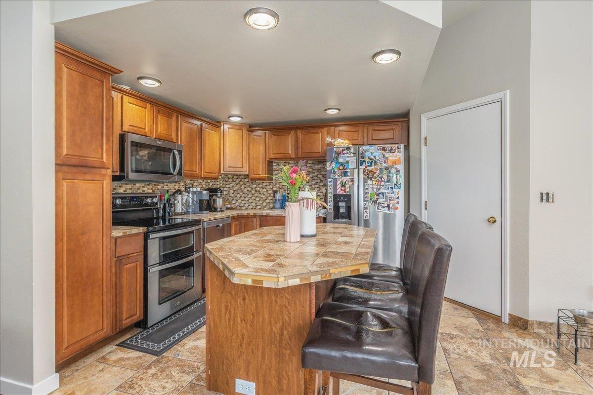 1966 N Pilgrim Avenue, Boise, Idaho 83704, 3 Bedrooms, 2 Bathrooms, Residential For Sale, Price $407,900,MLS 98968717