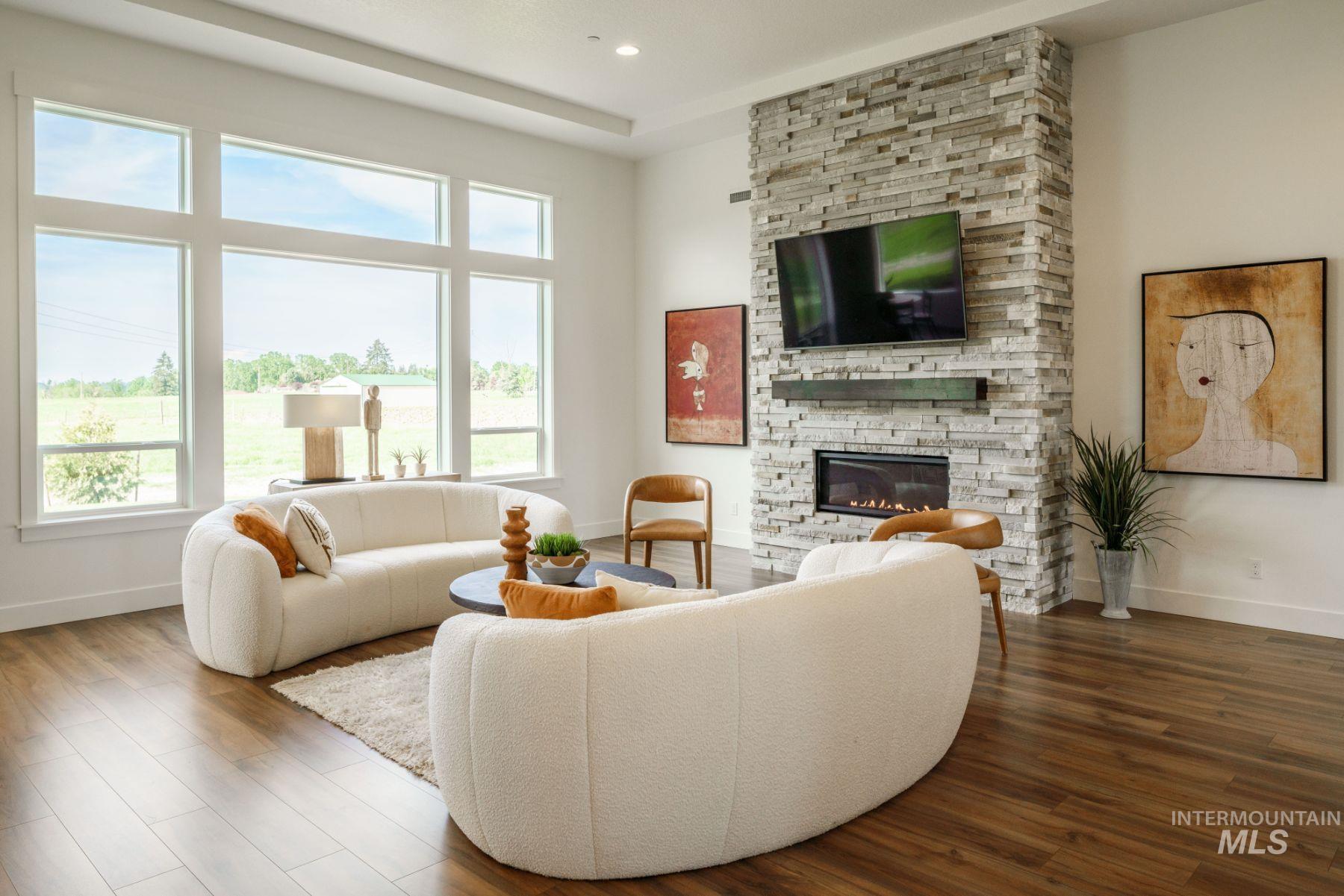 7623 W Flathead Lake Street, Eagle, Idaho 83616, 5 Bedrooms, 4.5 Bathrooms, Residential For Sale, Price $1,399,900,MLS 98968724