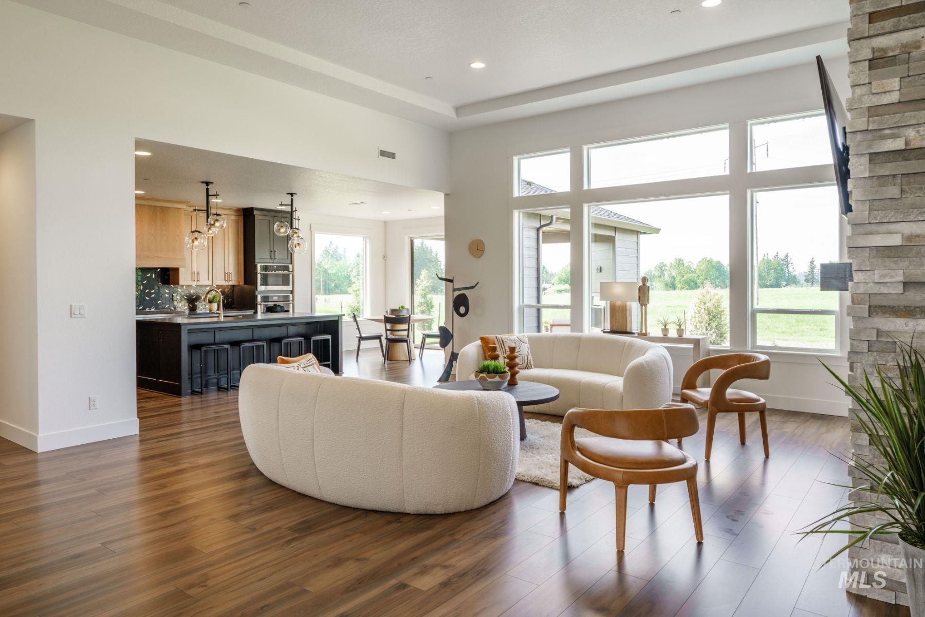 7623 W Flathead Lake Street, Eagle, Idaho 83616, 5 Bedrooms, 4.5 Bathrooms, Residential For Sale, Price $1,399,900,MLS 98968724