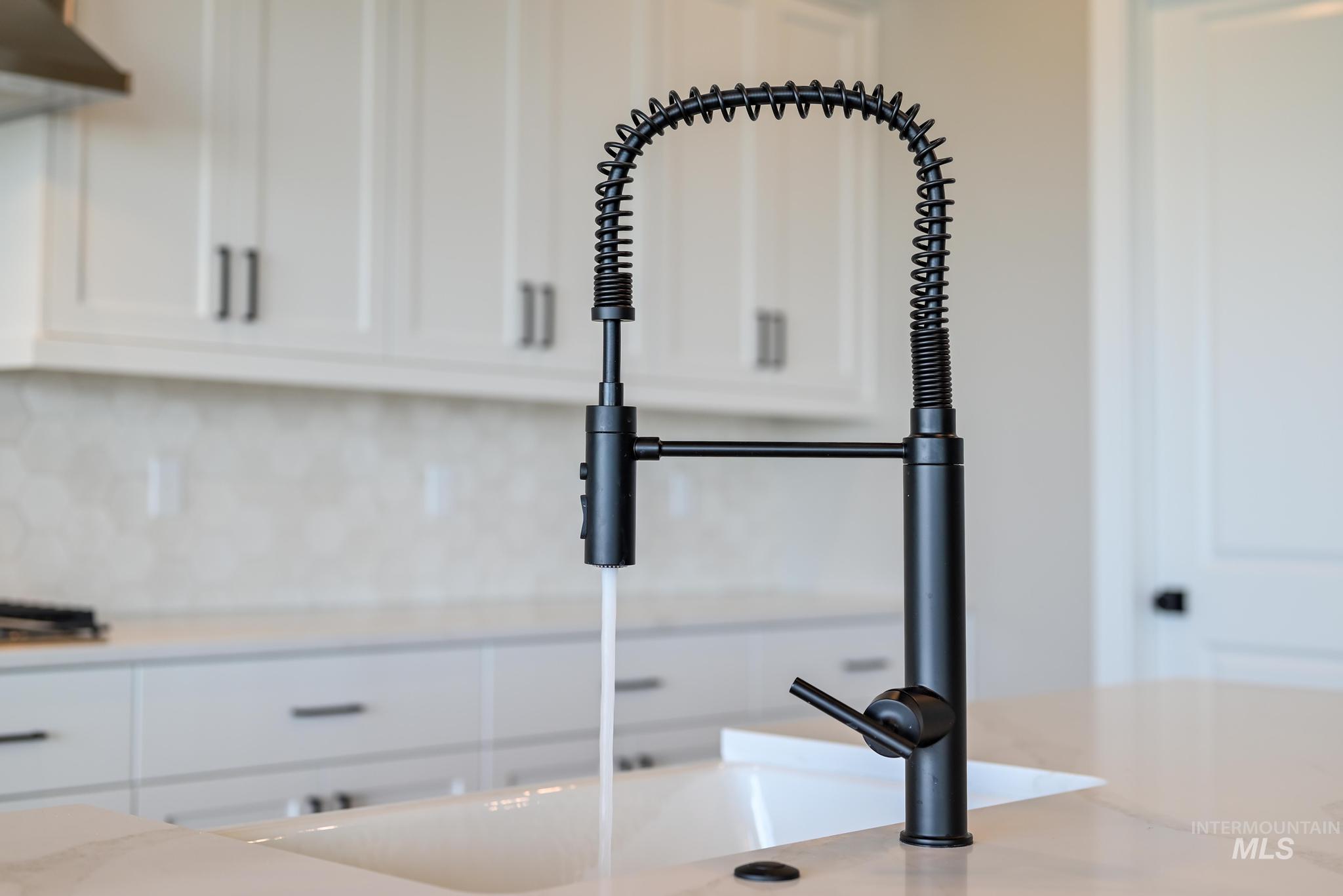 15249 Steel Cloud Ave, Caldwell, Idaho 83607, 4 Bedrooms, 3.5 Bathrooms, Residential For Sale, Price $694,000,MLS 98968737