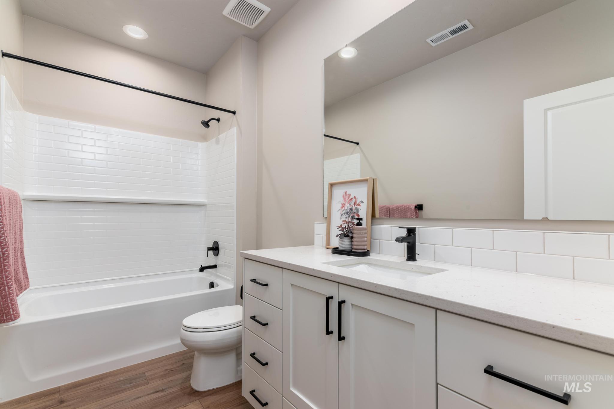 15249 Steel Cloud Ave, Caldwell, Idaho 83607, 4 Bedrooms, 3.5 Bathrooms, Residential For Sale, Price $694,000,MLS 98968737