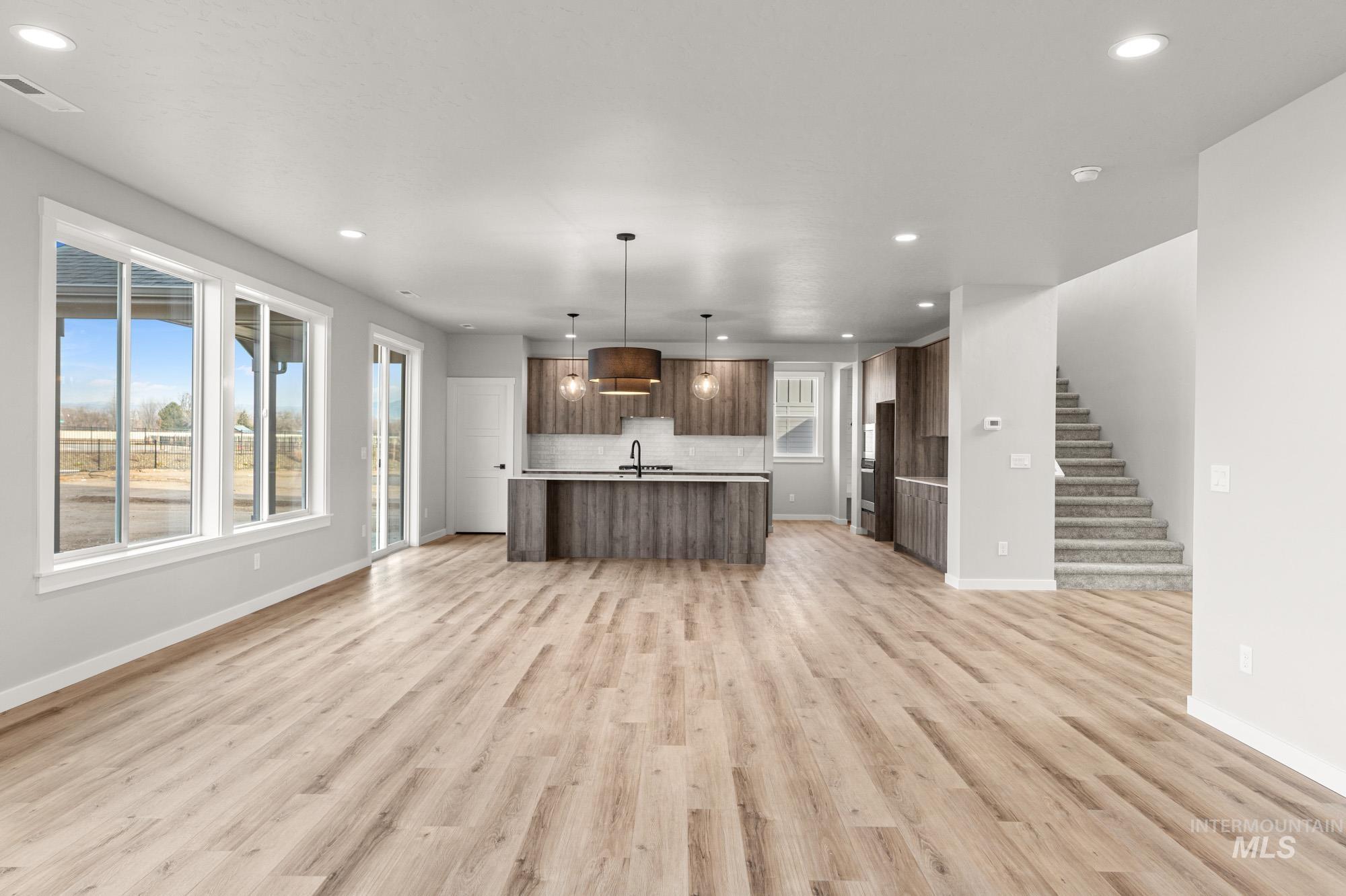 5390 W Yarnell St, Eagle, Idaho 83616, 5 Bedrooms, 4.5 Bathrooms, Residential For Sale, Price $1,225,000,MLS 98968754