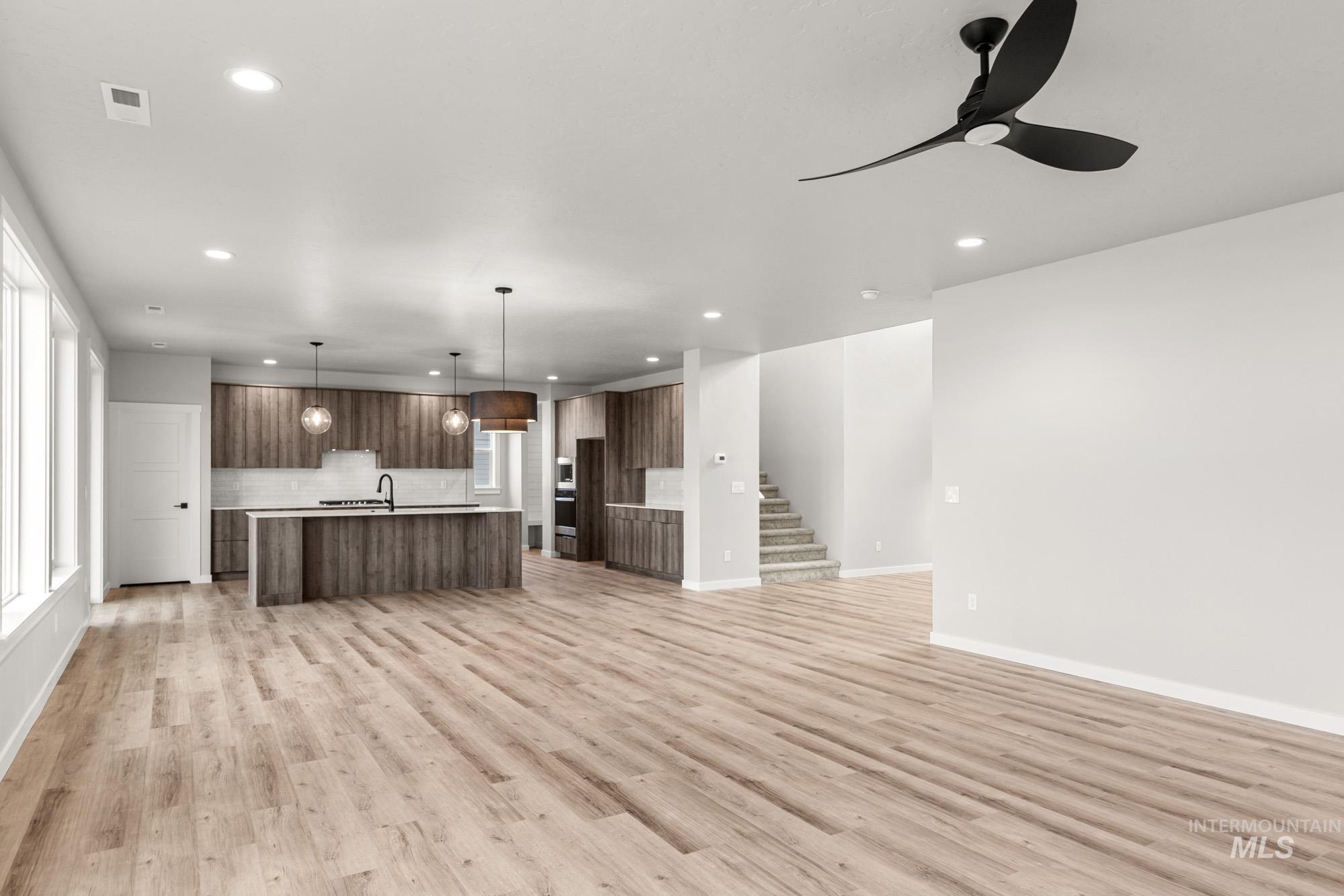 5390 W Yarnell St, Eagle, Idaho 83616, 5 Bedrooms, 4.5 Bathrooms, Residential For Sale, Price $1,225,000, 98968754