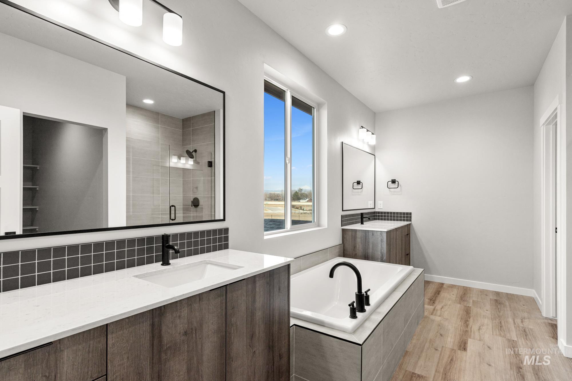 5390 W Yarnell St, Eagle, Idaho 83616, 5 Bedrooms, 4.5 Bathrooms, Residential For Sale, Price $1,225,000,MLS 98968754