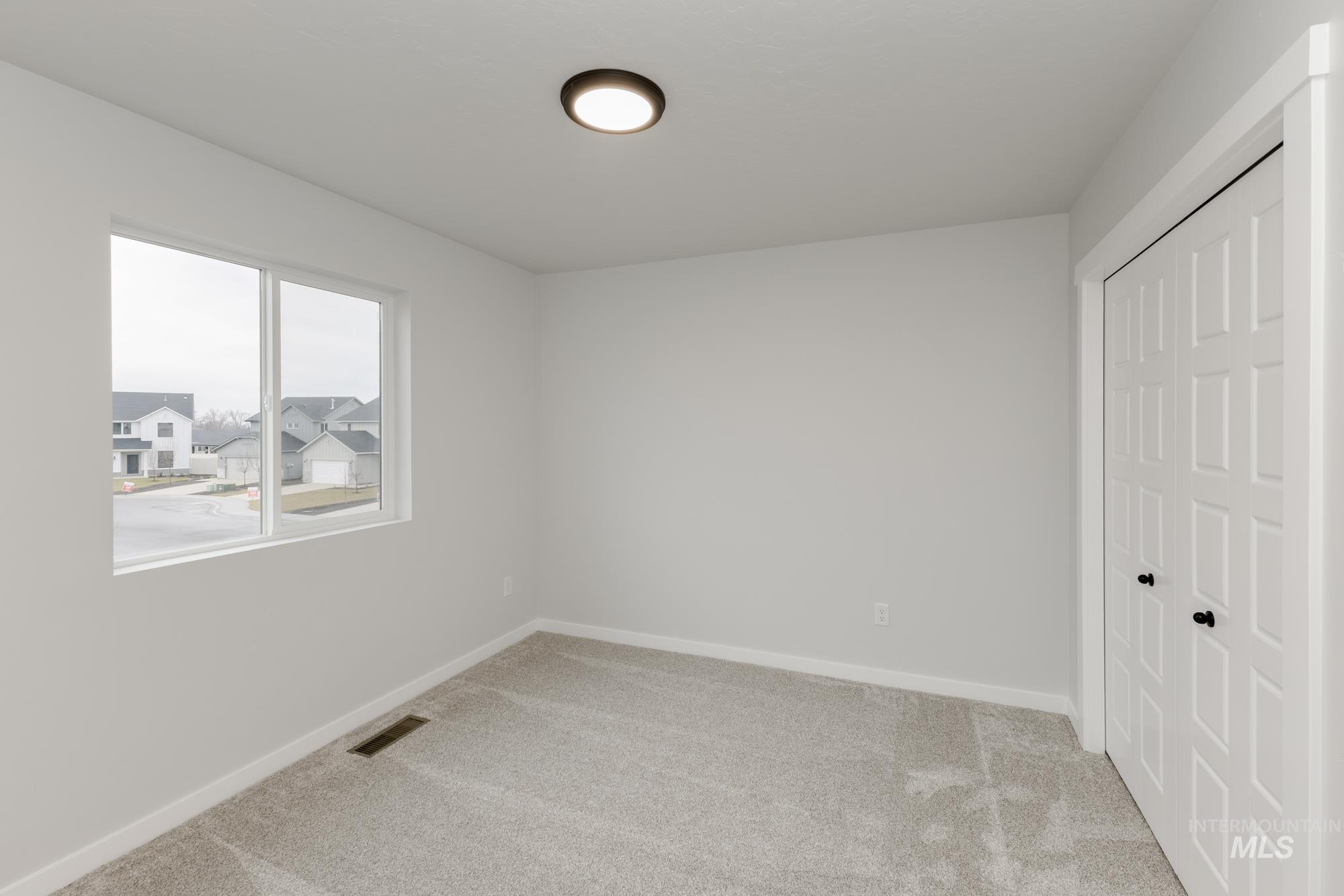 10573 W Tinder St, Star, Idaho 83669, 3 Bedrooms, 2.5 Bathrooms, Residential For Sale, Price $469,990,MLS 98968755