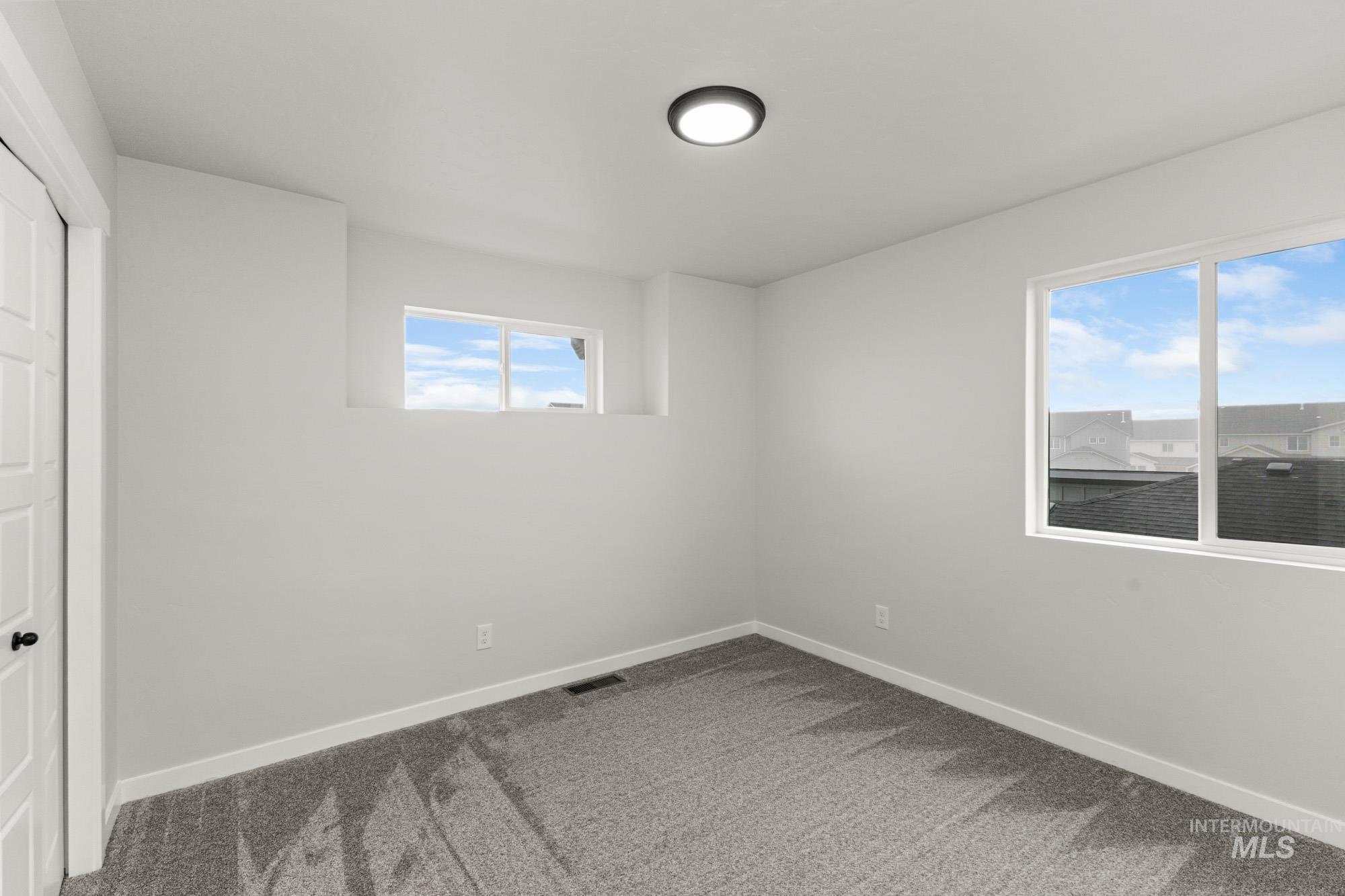 10530 W Teratai St, Star, Idaho 83669, 4 Bedrooms, 2.5 Bathrooms, Residential For Sale, Price $479,990, 98968756