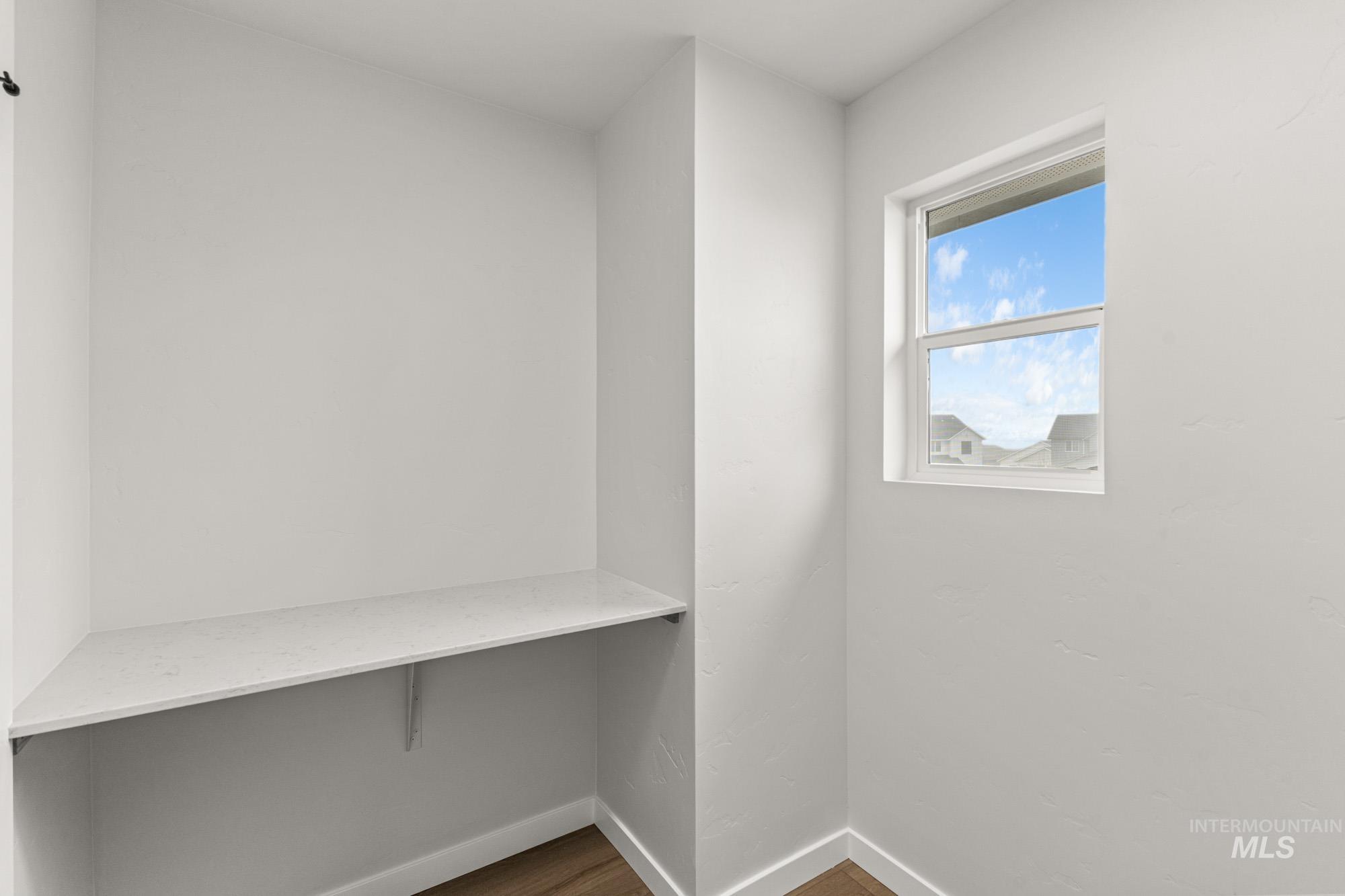 10530 W Teratai St, Star, Idaho 83669, 4 Bedrooms, 2.5 Bathrooms, Residential For Sale, Price $479,990, 98968756