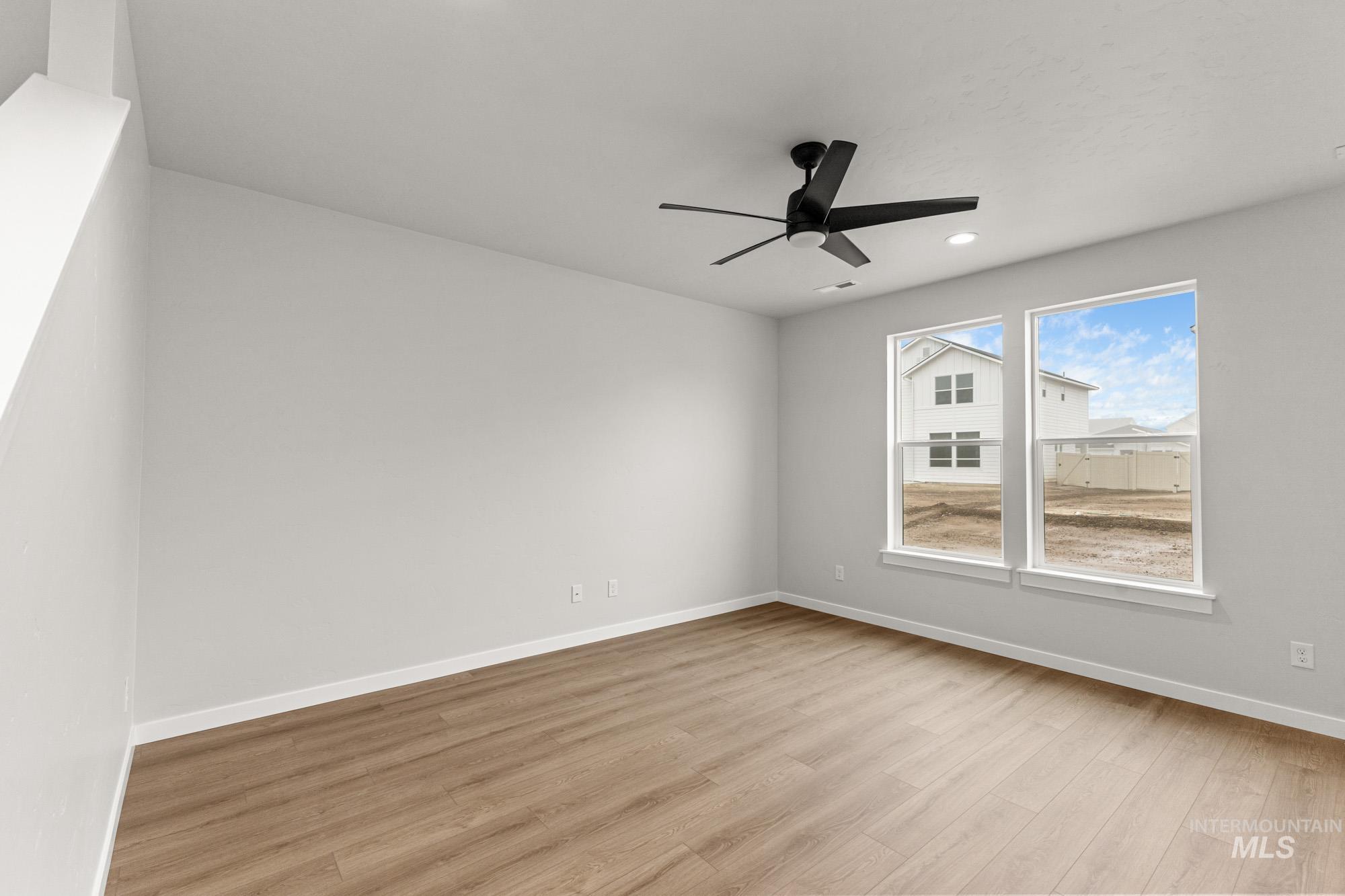 10530 W Teratai St, Star, Idaho 83669, 4 Bedrooms, 2.5 Bathrooms, Residential For Sale, Price $479,990,MLS 98968756