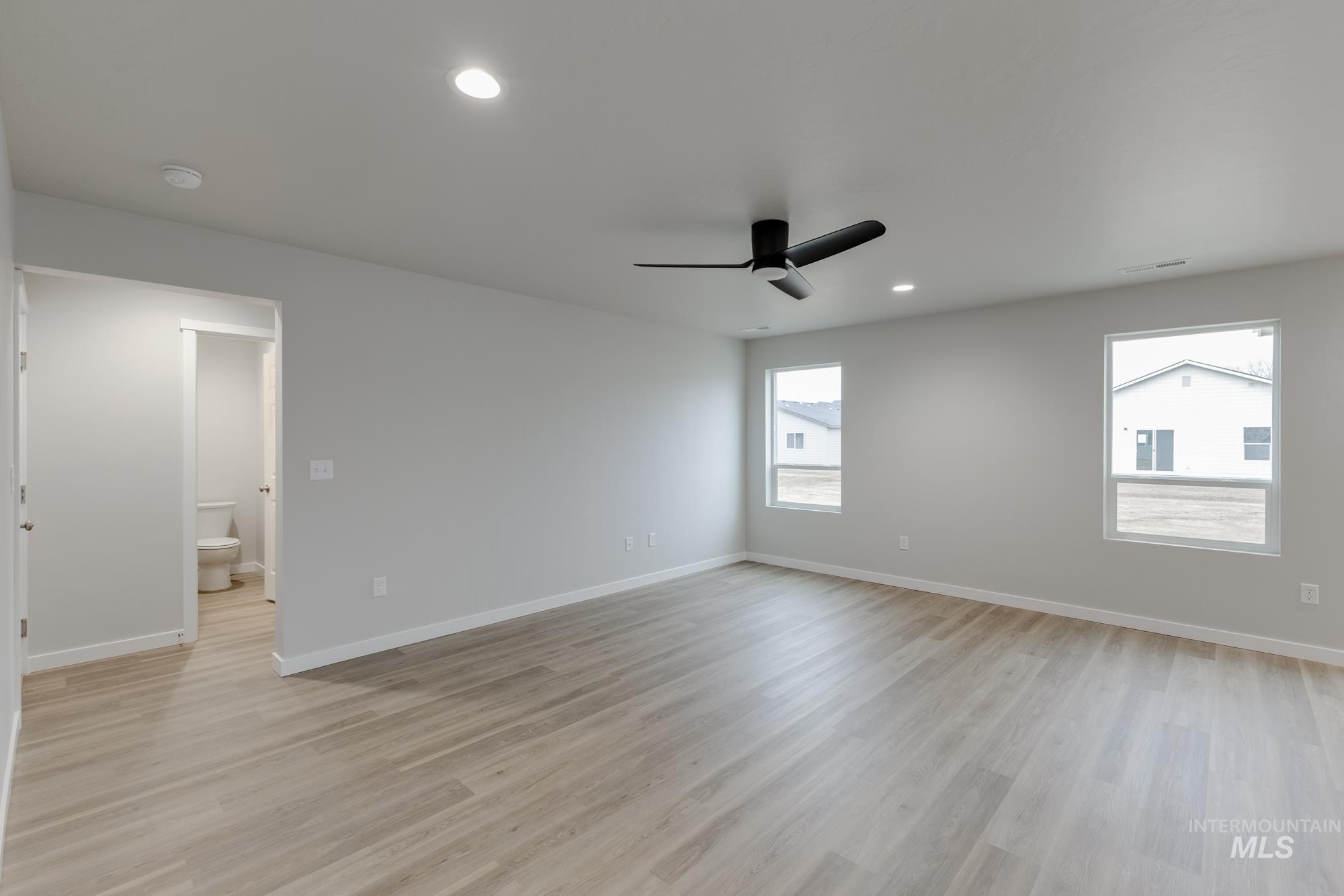 7236 E Marble Springs Dr, Nampa, Idaho 83687, 5 Bedrooms, 3 Bathrooms, Residential For Sale, Price $474,990,MLS 98968761