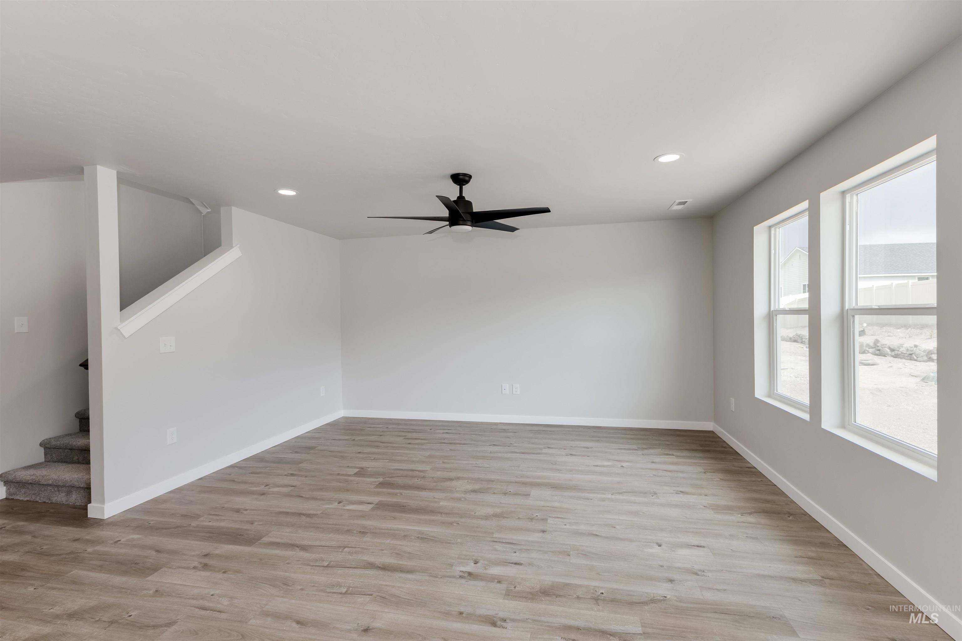 10825 Rutland St, Caldwell, Idaho 83605, 3 Bedrooms, 2.5 Bathrooms, Residential For Sale, Price $400,990,MLS 98968762