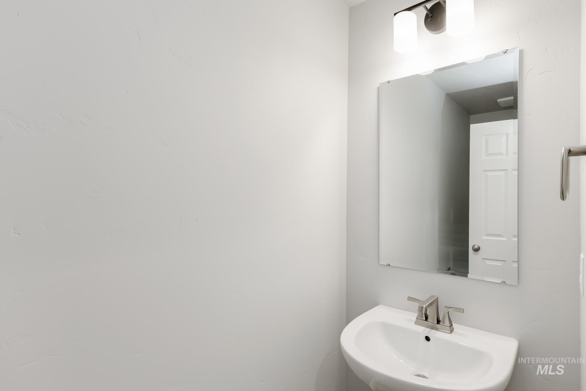 2980 E Mossy Creek Dr, Kuna, Idaho 83634, 4 Bedrooms, 2.5 Bathrooms, Residential For Sale, Price $465,990,MLS 98968765