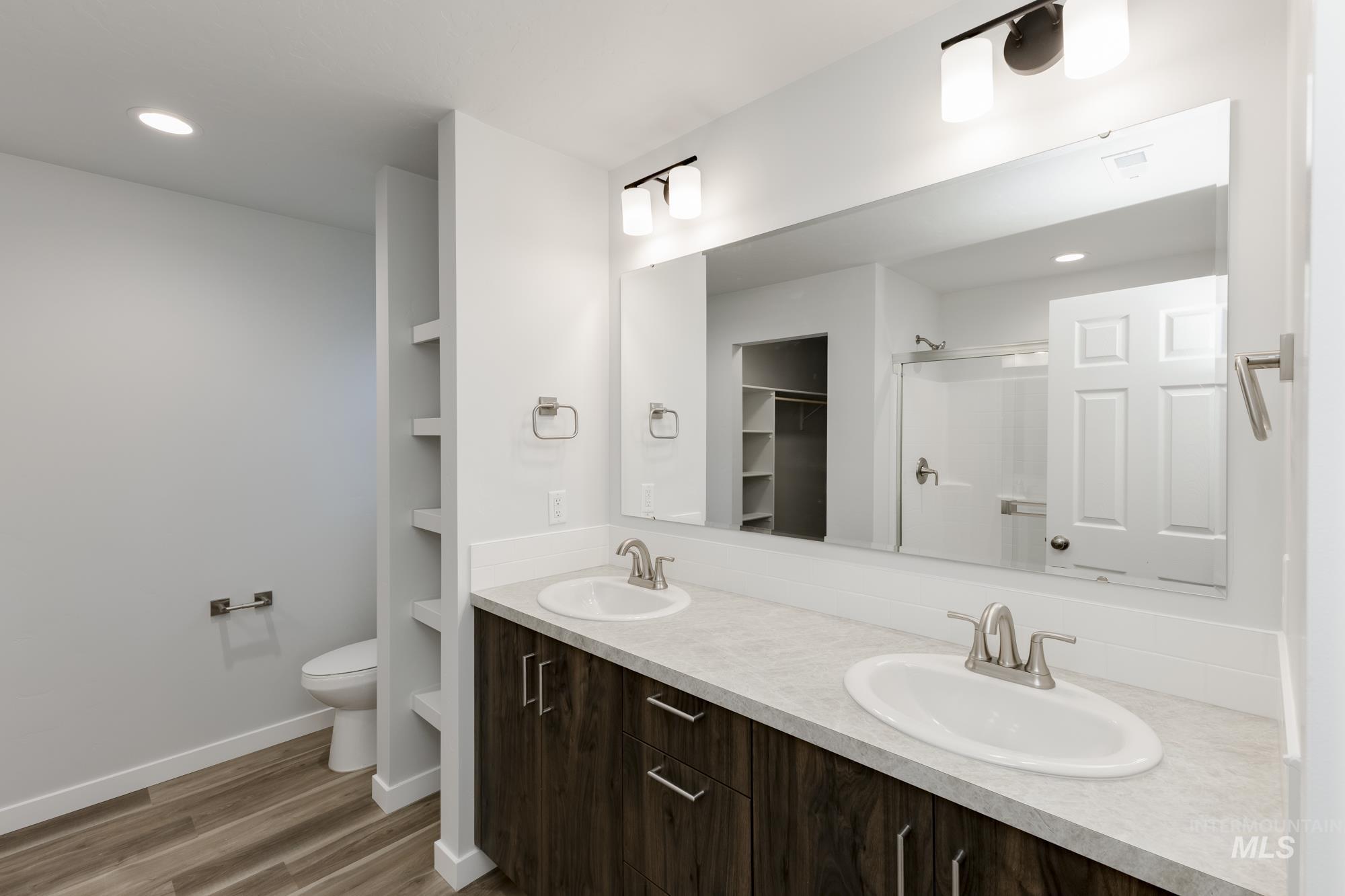 349 N Madrone Ave, Kuna, Idaho 83634, 4 Bedrooms, 2 Bathrooms, Residential For Sale, Price $421,990,MLS 98968767