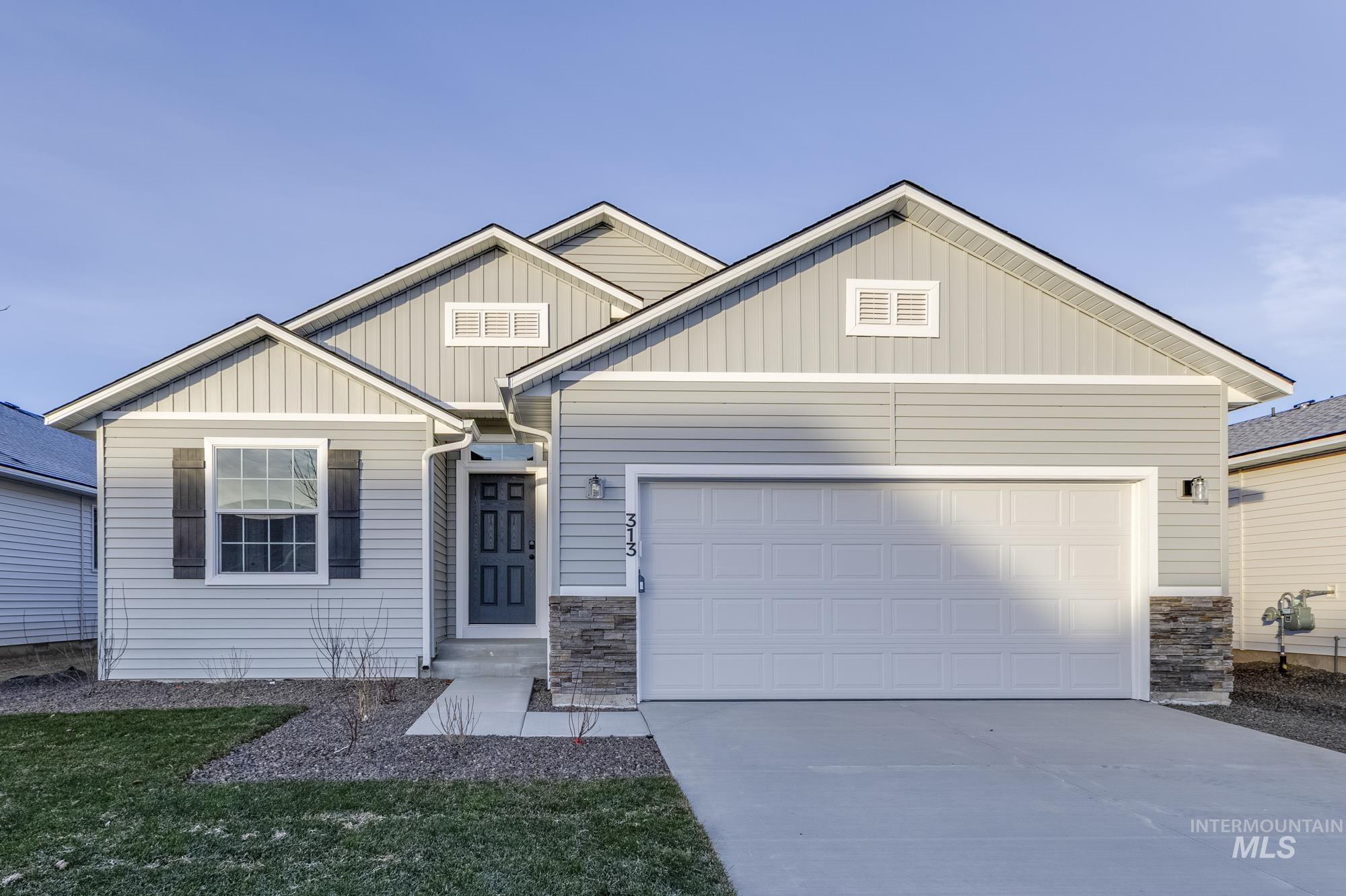 313 N Meadowsweet Ave, Kuna, Idaho 83634, 3 Bedrooms, 2 Bathrooms, Residential For Sale, Price $402,990,MLS 98968769
