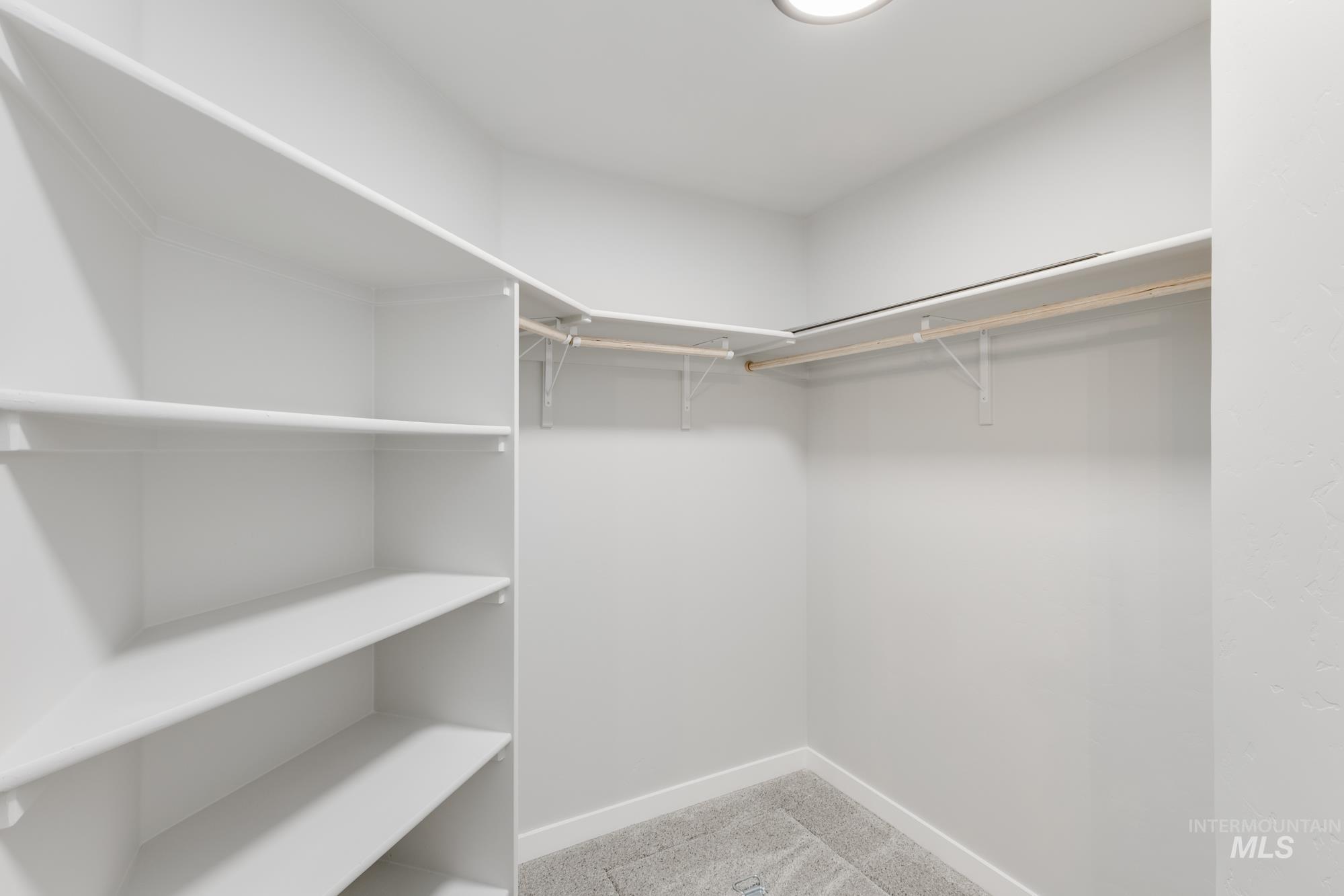 313 N Meadowsweet Ave, Kuna, Idaho 83634, 3 Bedrooms, 2 Bathrooms, Residential For Sale, Price $402,990, 98968769