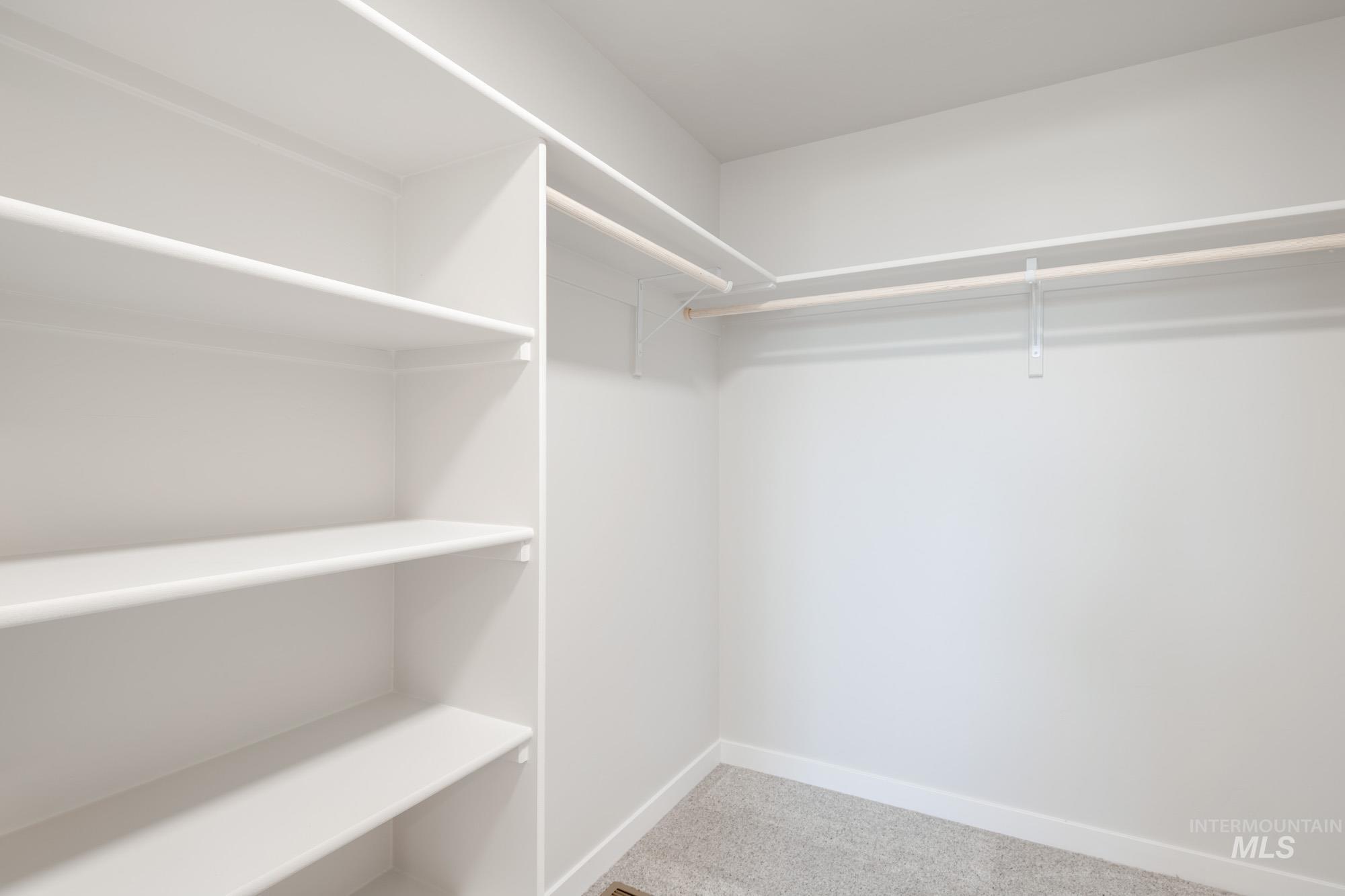 2462 W Fallon Lp, Nampa, Idaho 83651, 3 Bedrooms, 2.5 Bathrooms, Residential For Sale, Price $426,990,MLS 98968771