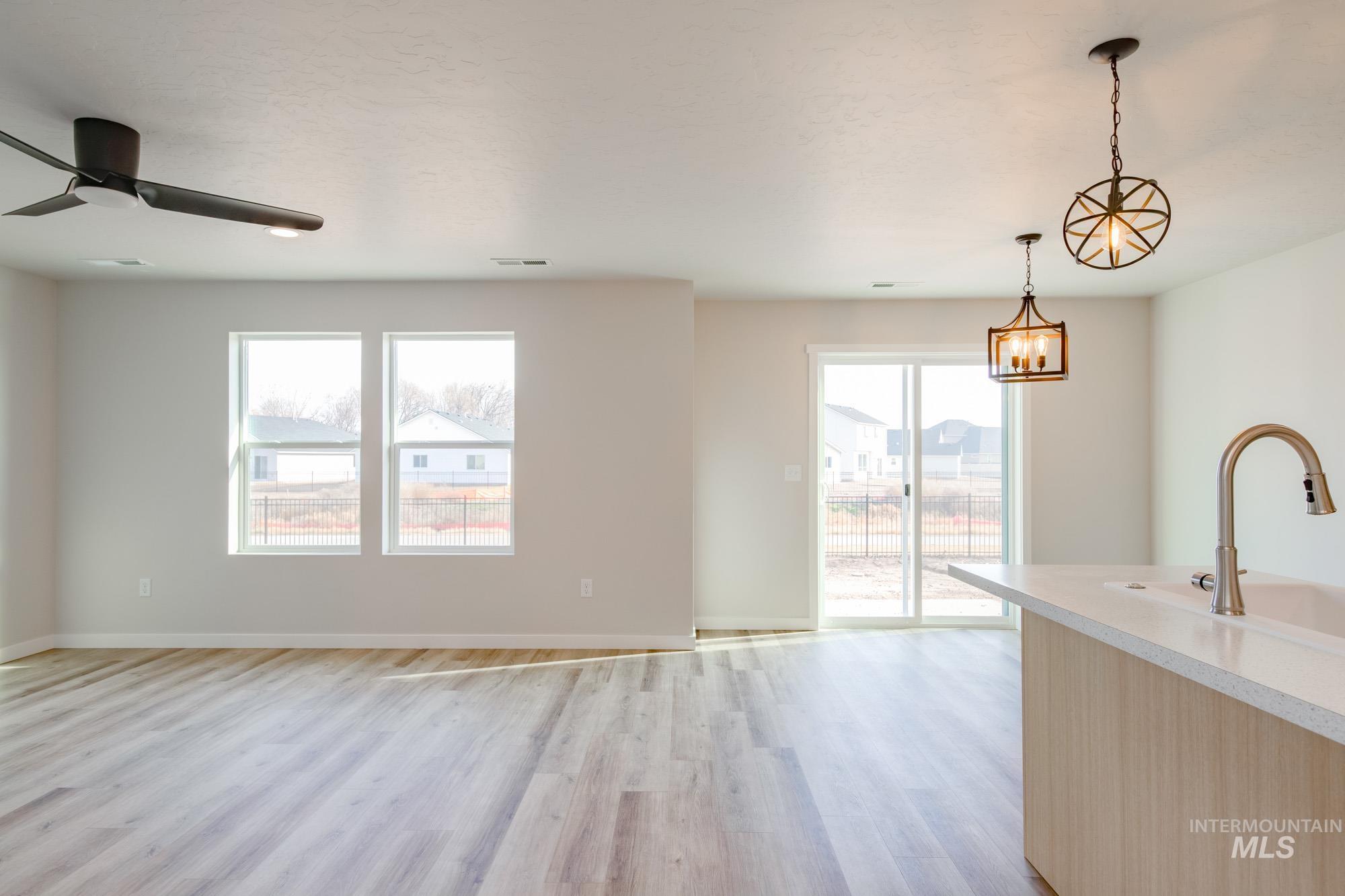 2462 W Fallon Lp, Nampa, Idaho 83651, 3 Bedrooms, 2.5 Bathrooms, Residential For Sale, Price $426,990,MLS 98968771