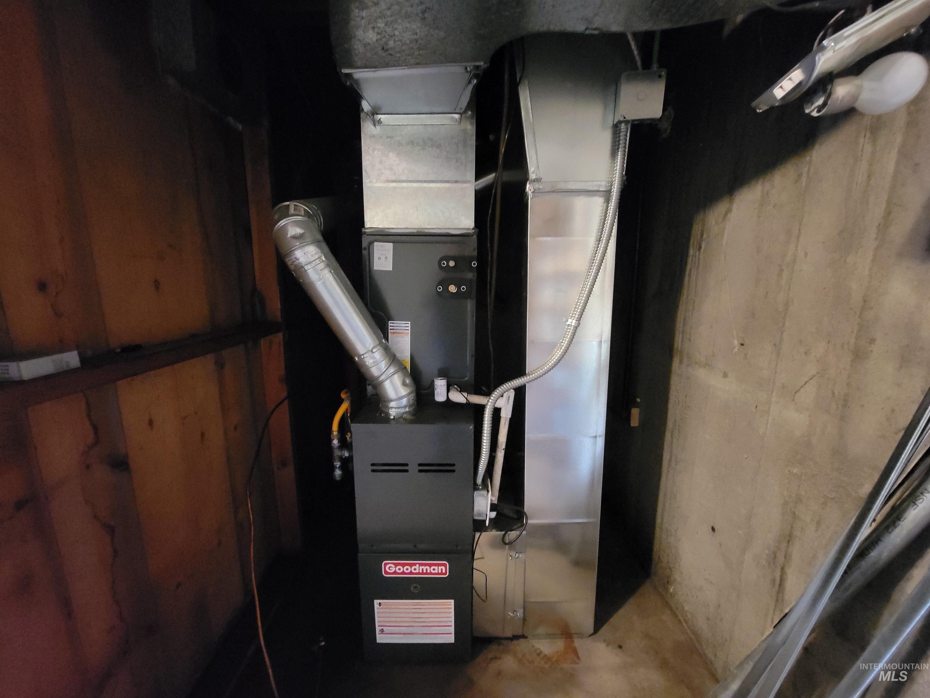 3804 W Catalpa Dr, Boise, Idaho 83703, 3 Bedrooms, 2 Bathrooms, Residential For Sale, Price $450,000,MLS 98968774