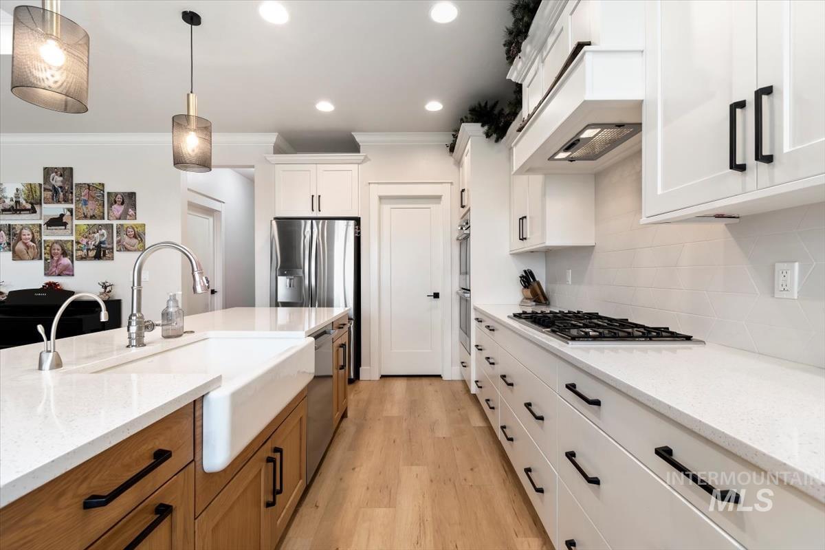 1754 N Peakhurt, Kuna, Idaho 83634, 3 Bedrooms, 2 Bathrooms, Residential For Sale, Price $674,900, 98968776